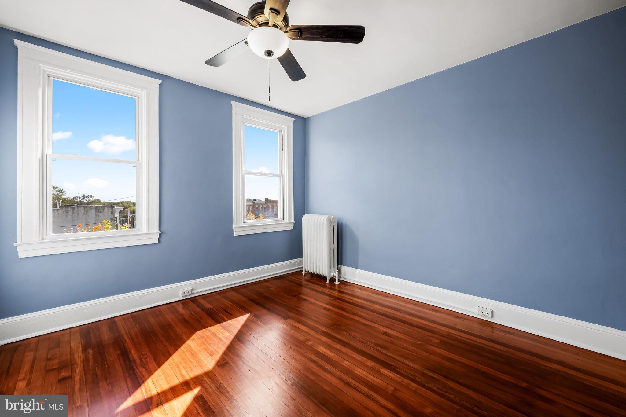RADNOR WINSTON - Residential