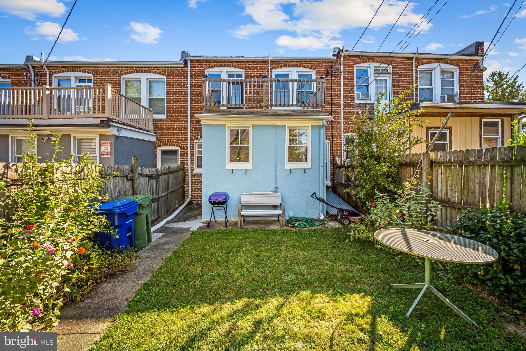 RADNOR WINSTON - Residential