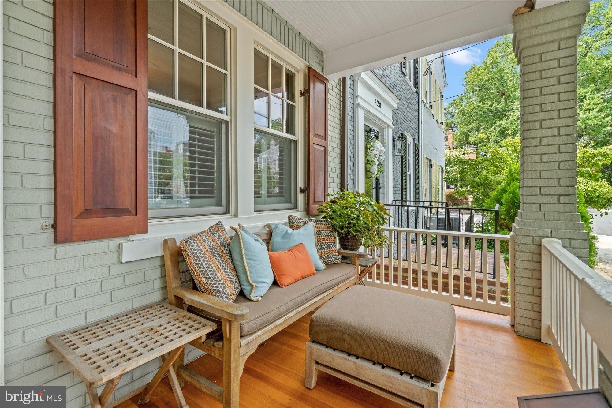 OLD TOWN ALEXANDRIA - Residential Lease