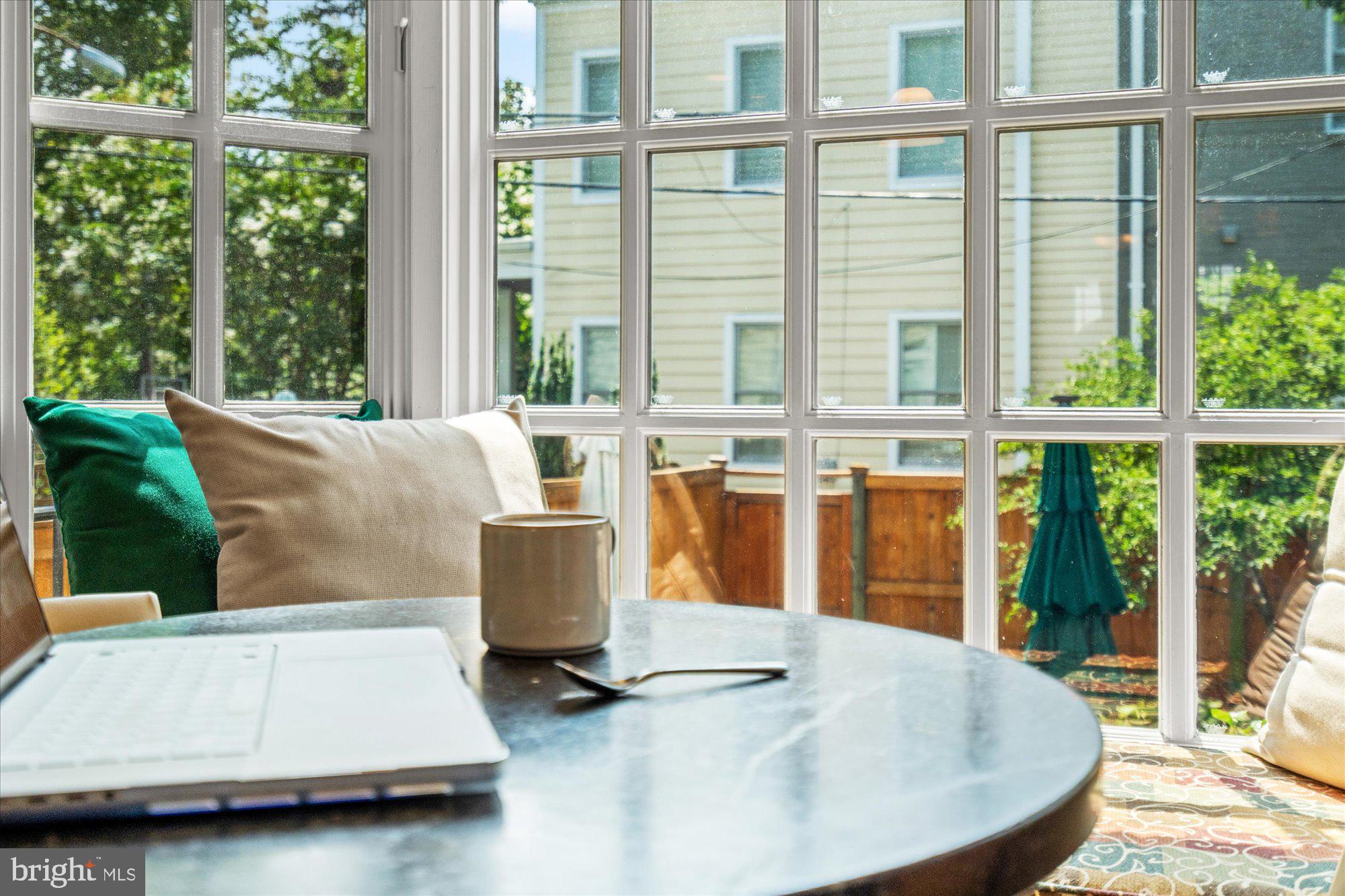 OLD TOWN ALEXANDRIA - Residential Lease