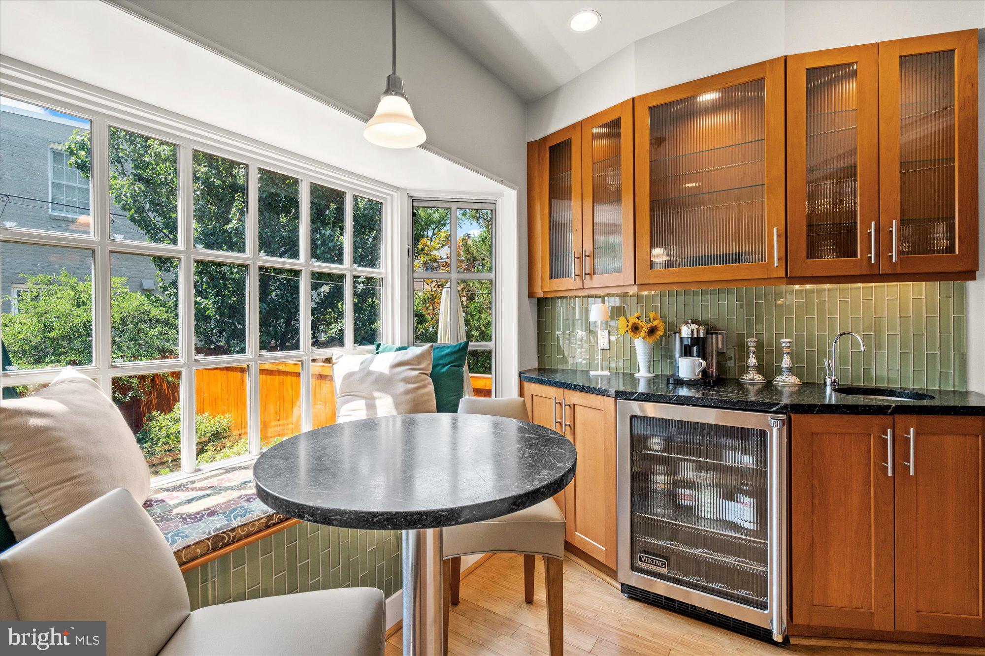 OLD TOWN ALEXANDRIA - Residential Lease