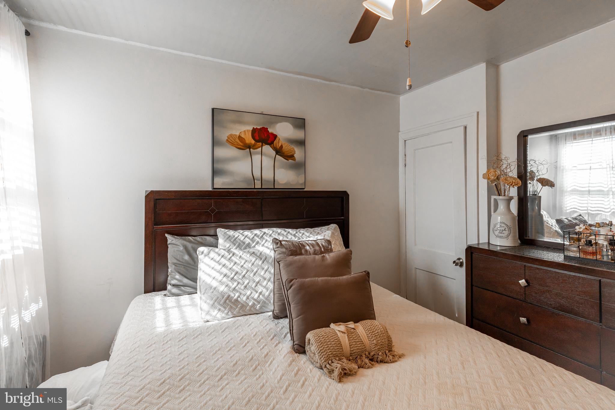 LAWNCREST - Residential