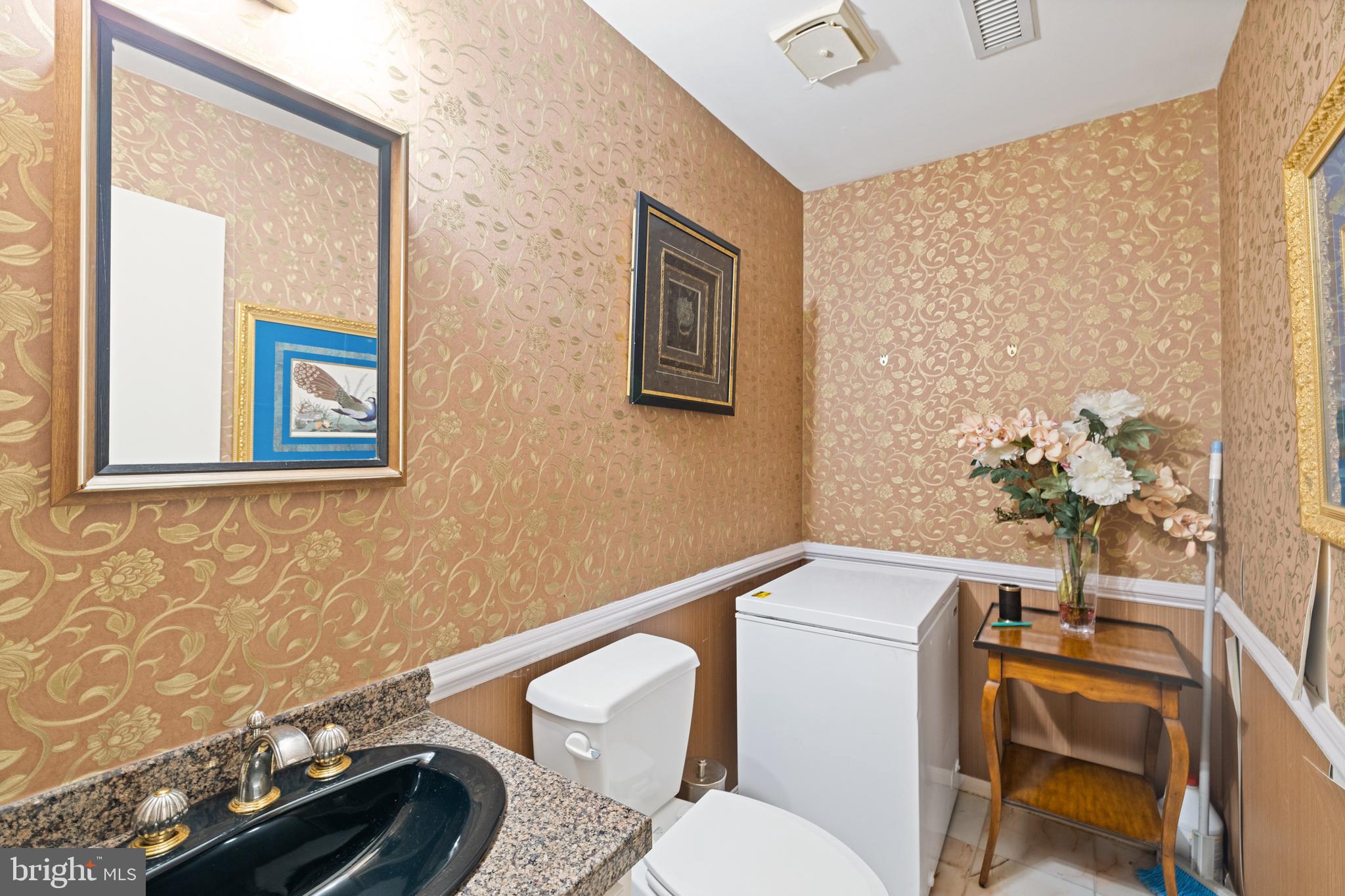 INVERNESS KNOLLS - Residential