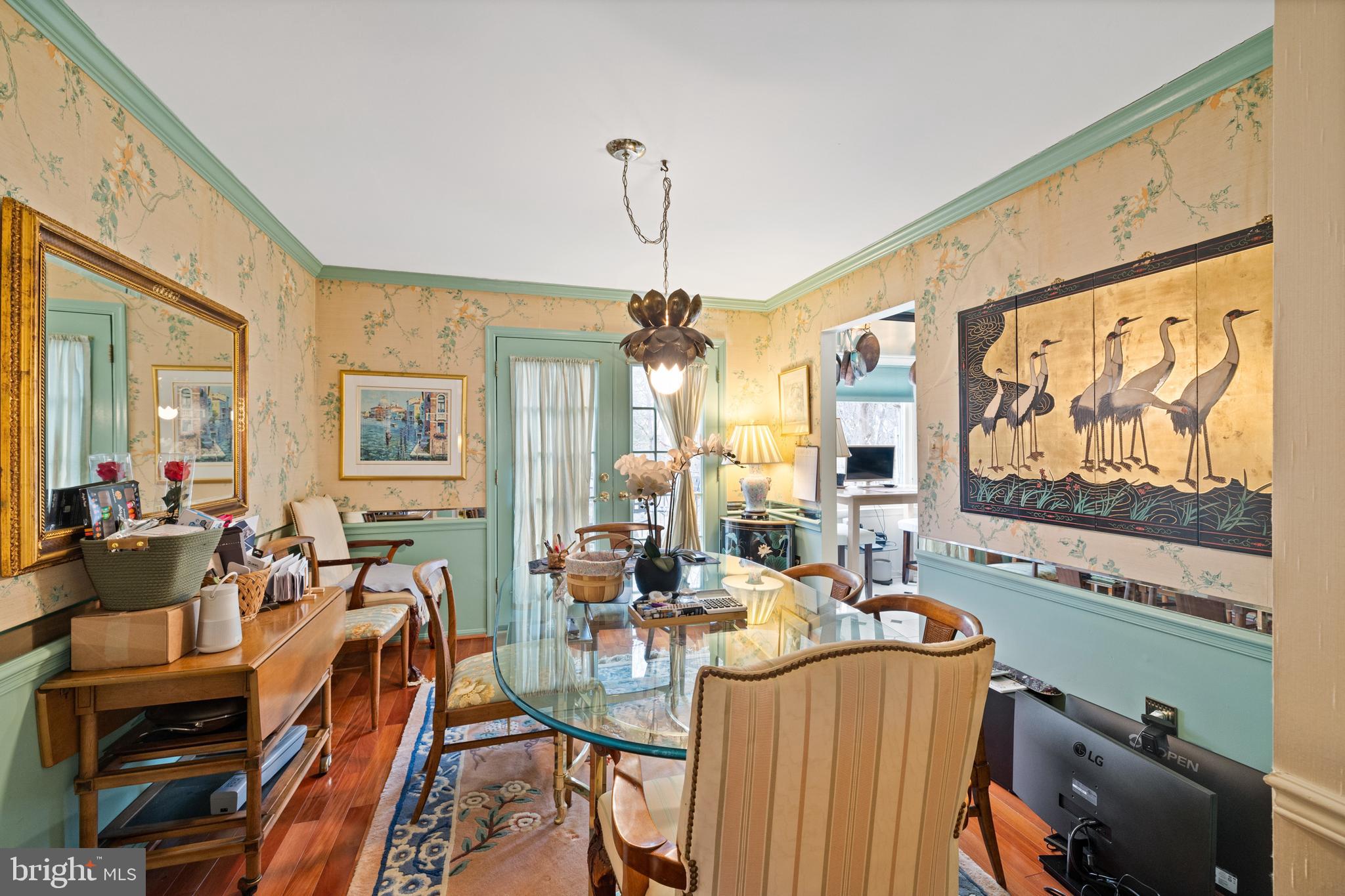 INVERNESS KNOLLS - Residential