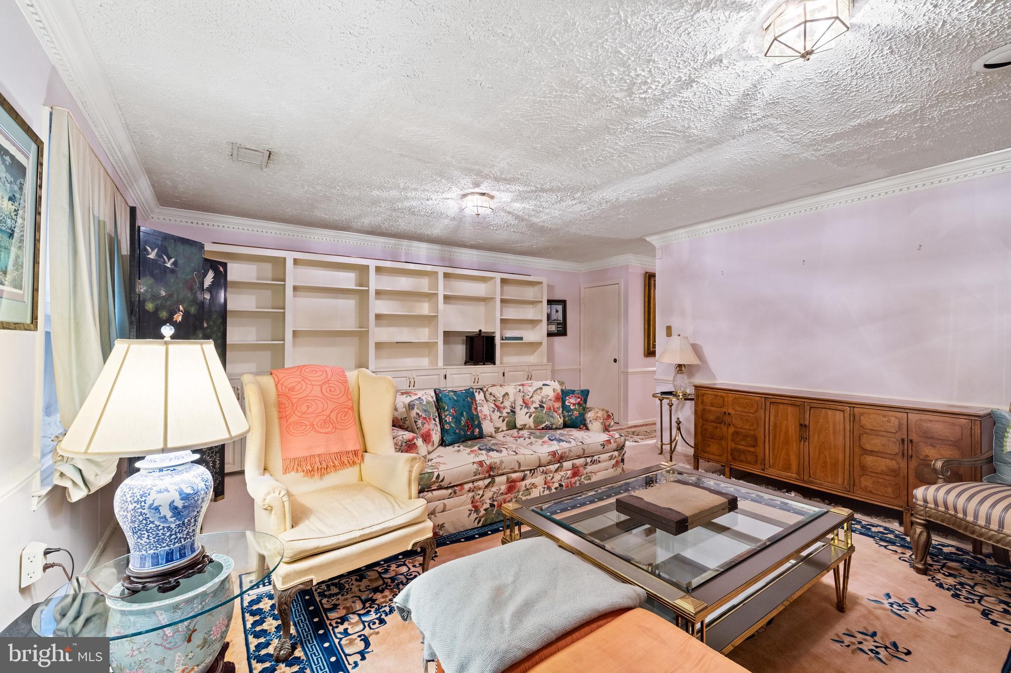 INVERNESS KNOLLS - Residential