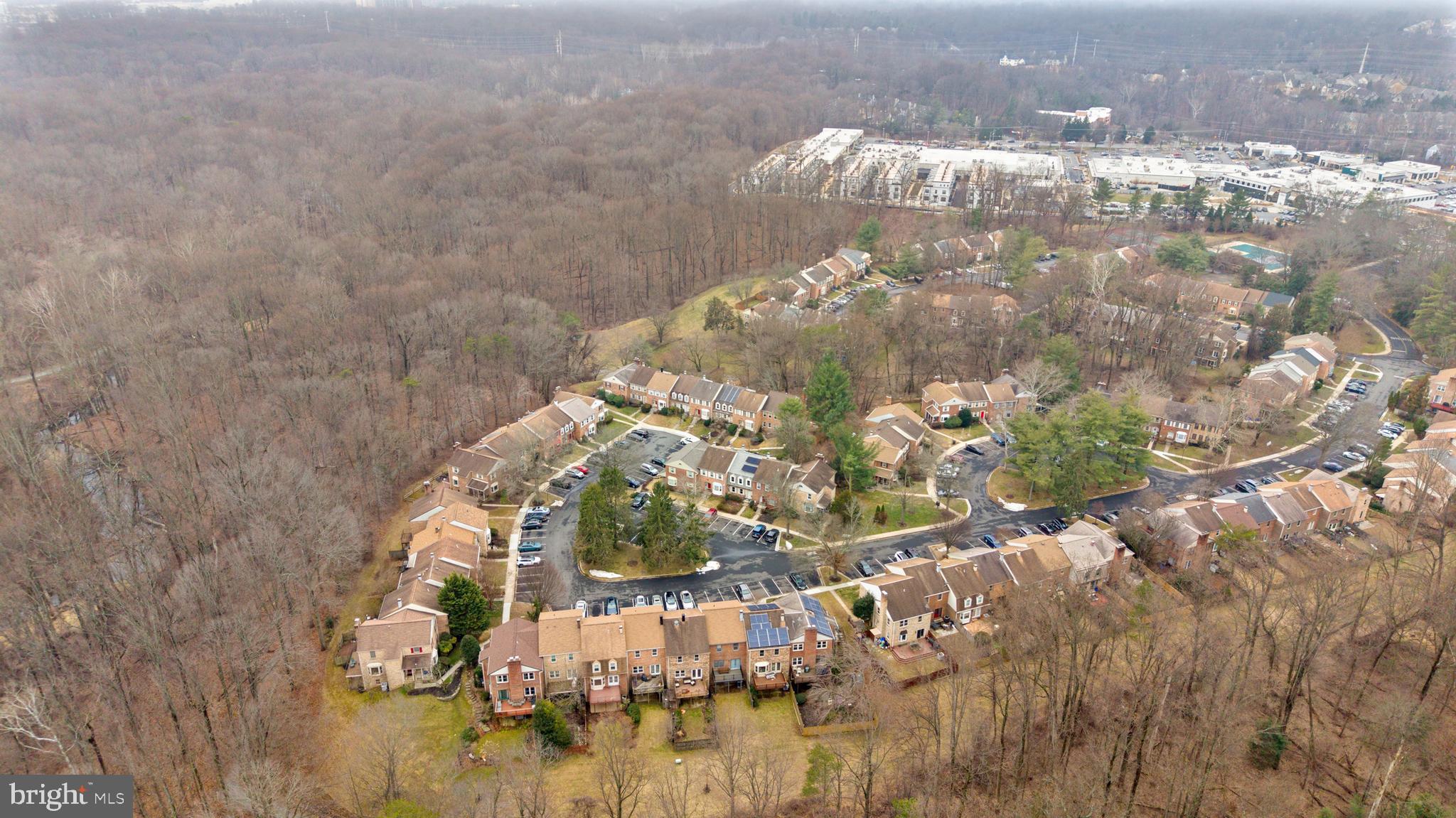 INVERNESS KNOLLS - Residential