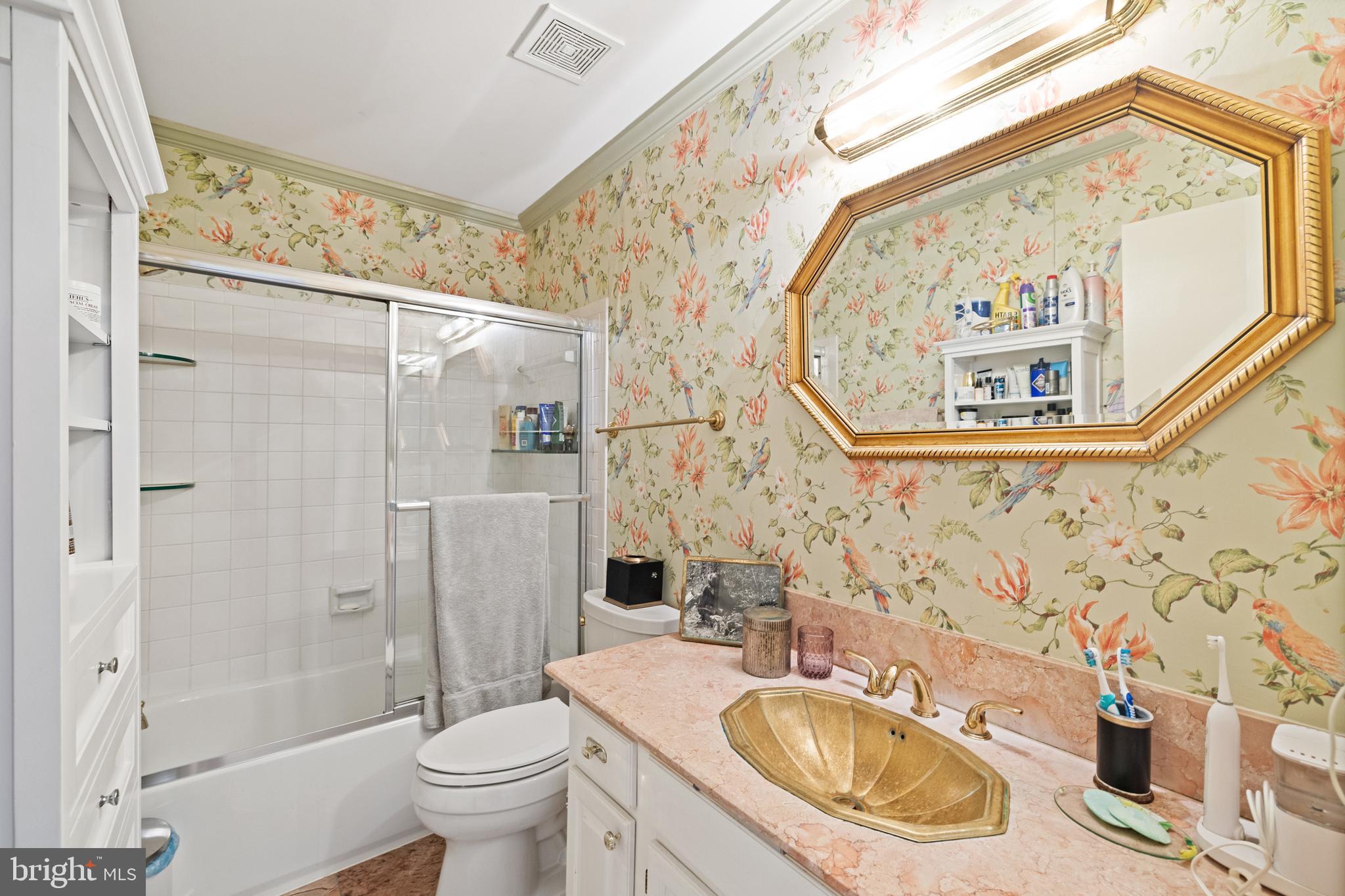 INVERNESS KNOLLS - Residential