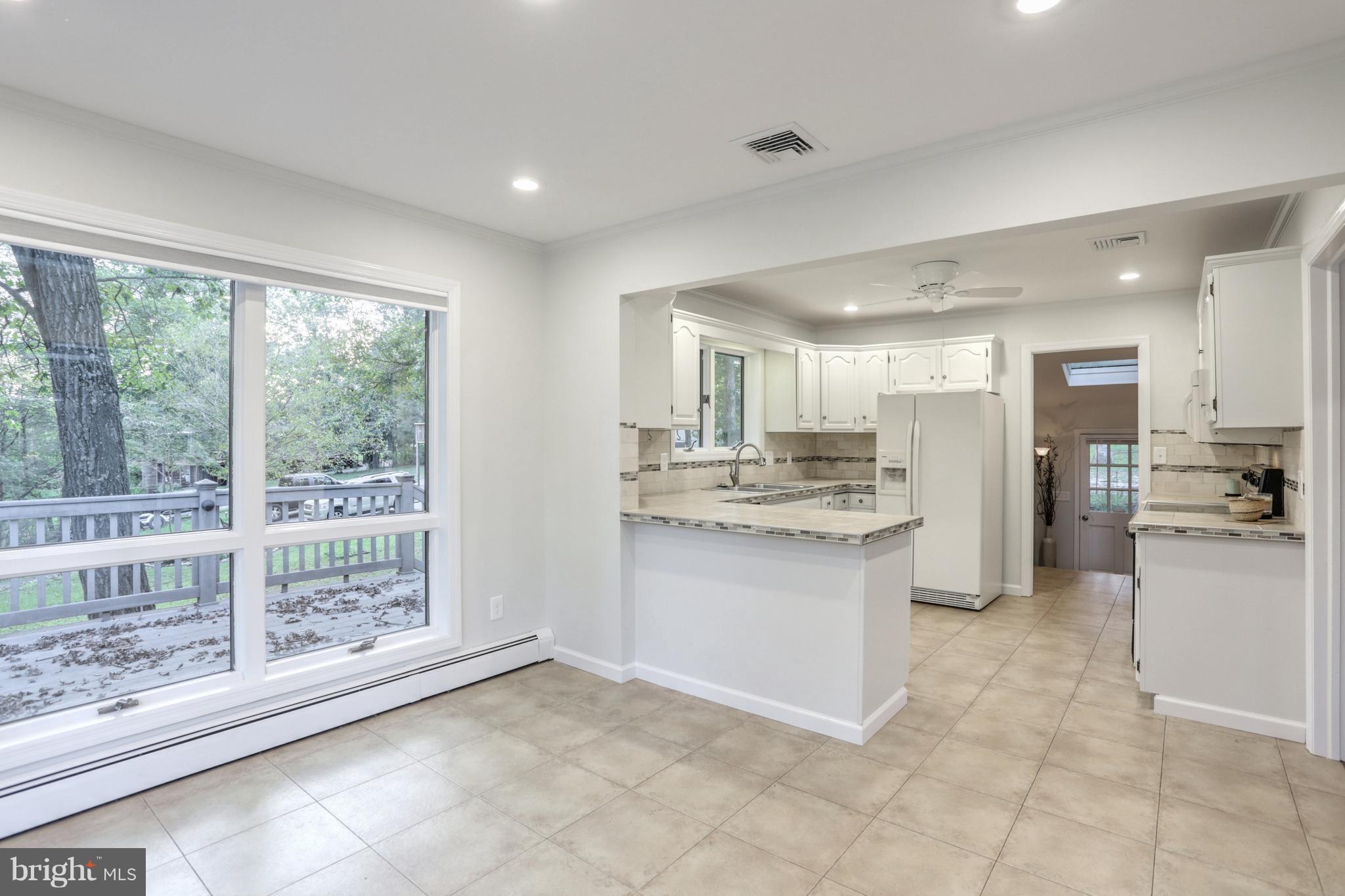LAKE MEADE - Residential