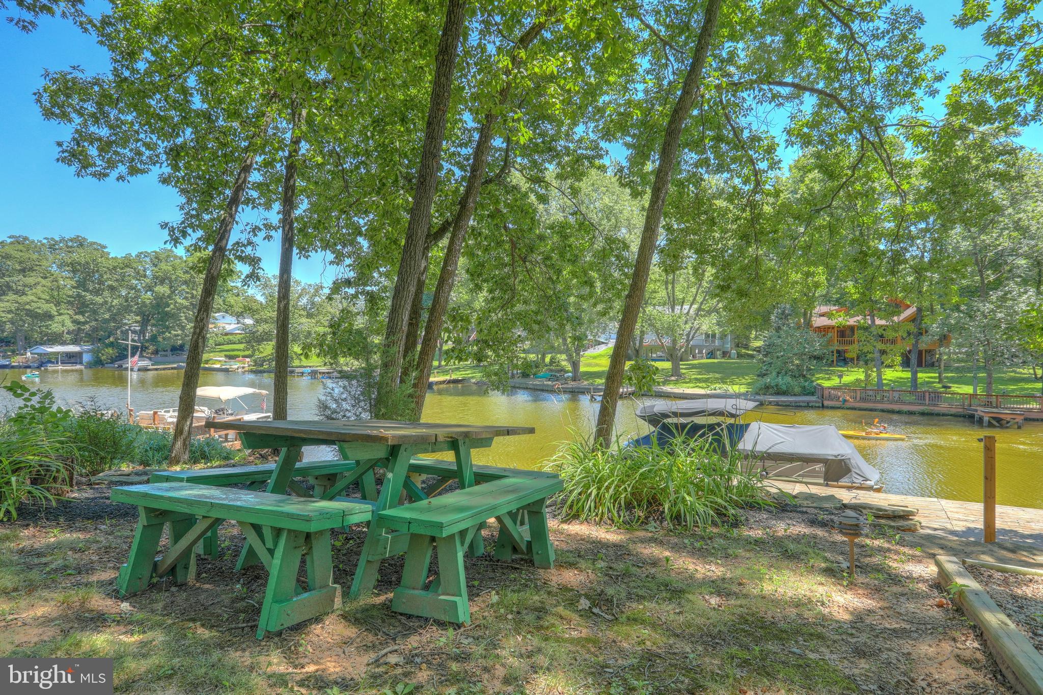 LAKE MEADE - Residential