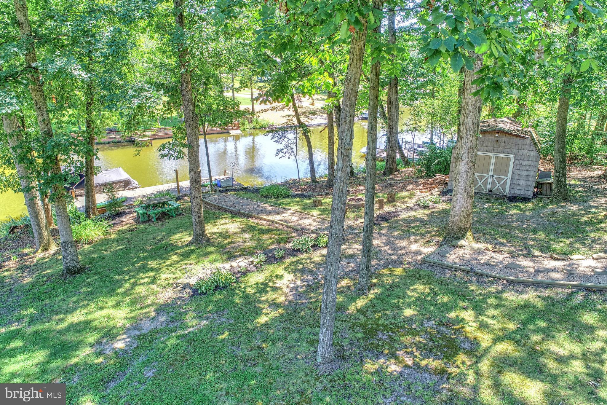 LAKE MEADE - Residential