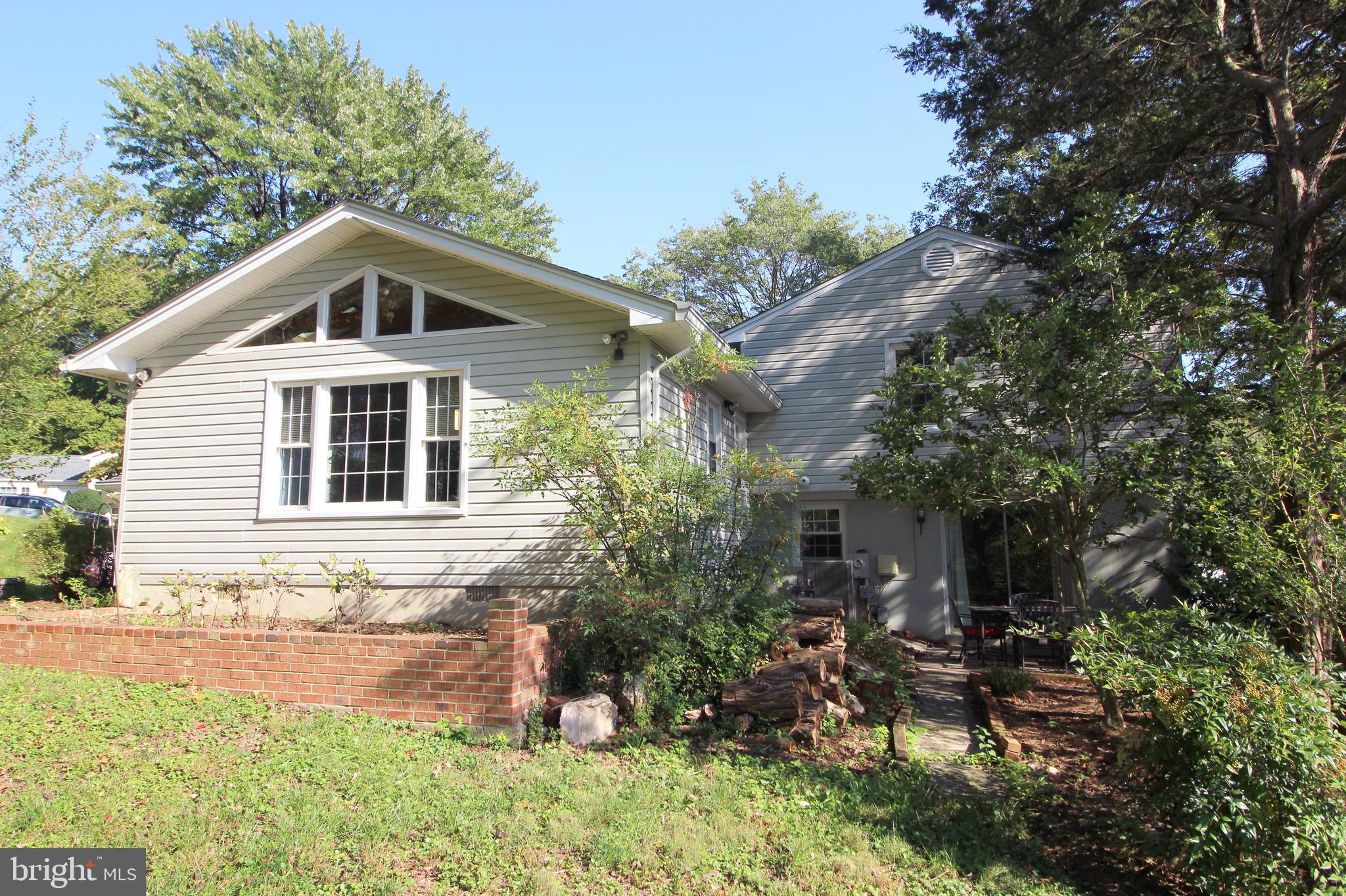 NEWINGTON STATION - Residential Lease