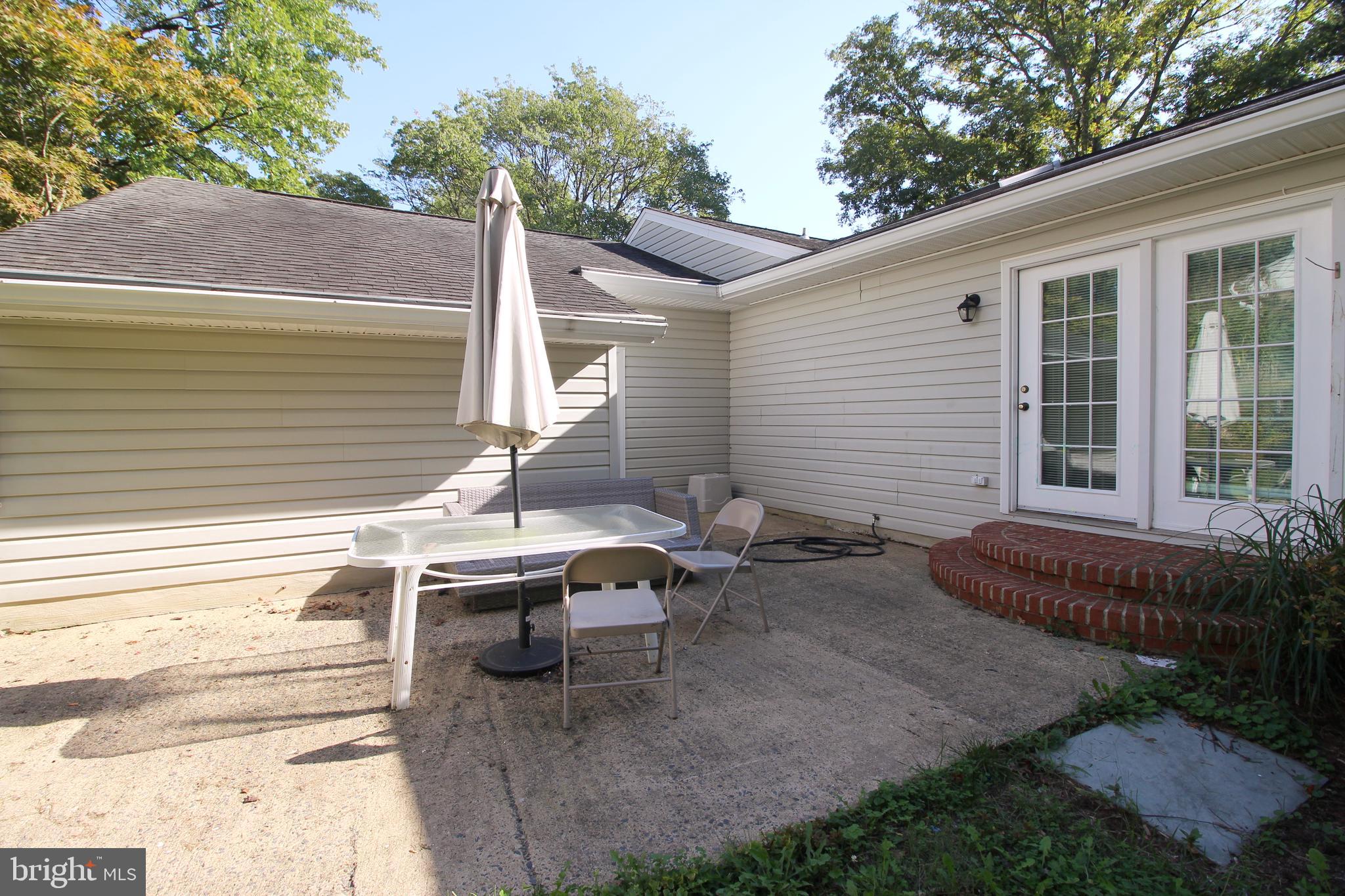 NEWINGTON STATION - Residential Lease