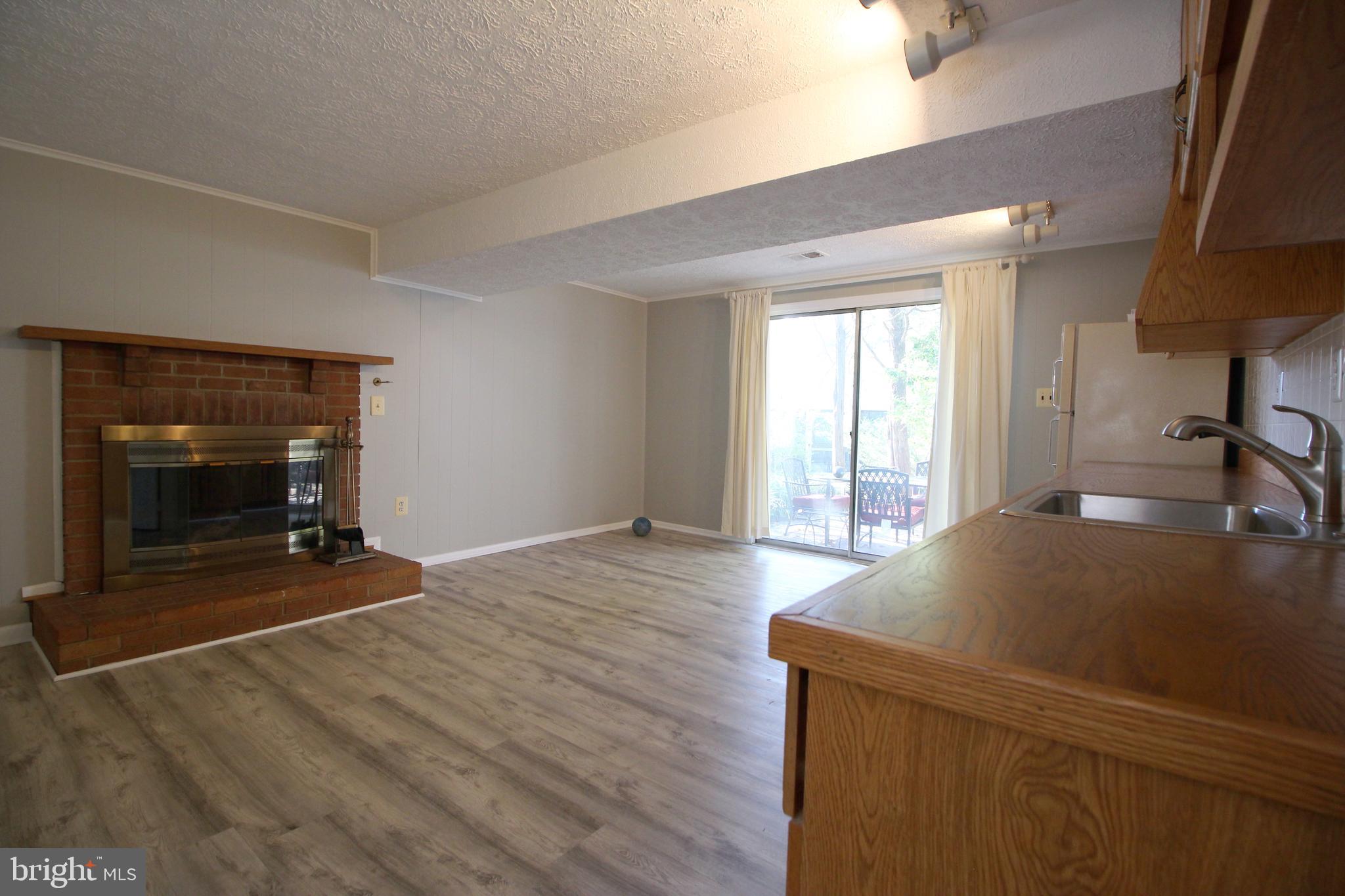 NEWINGTON STATION - Residential Lease