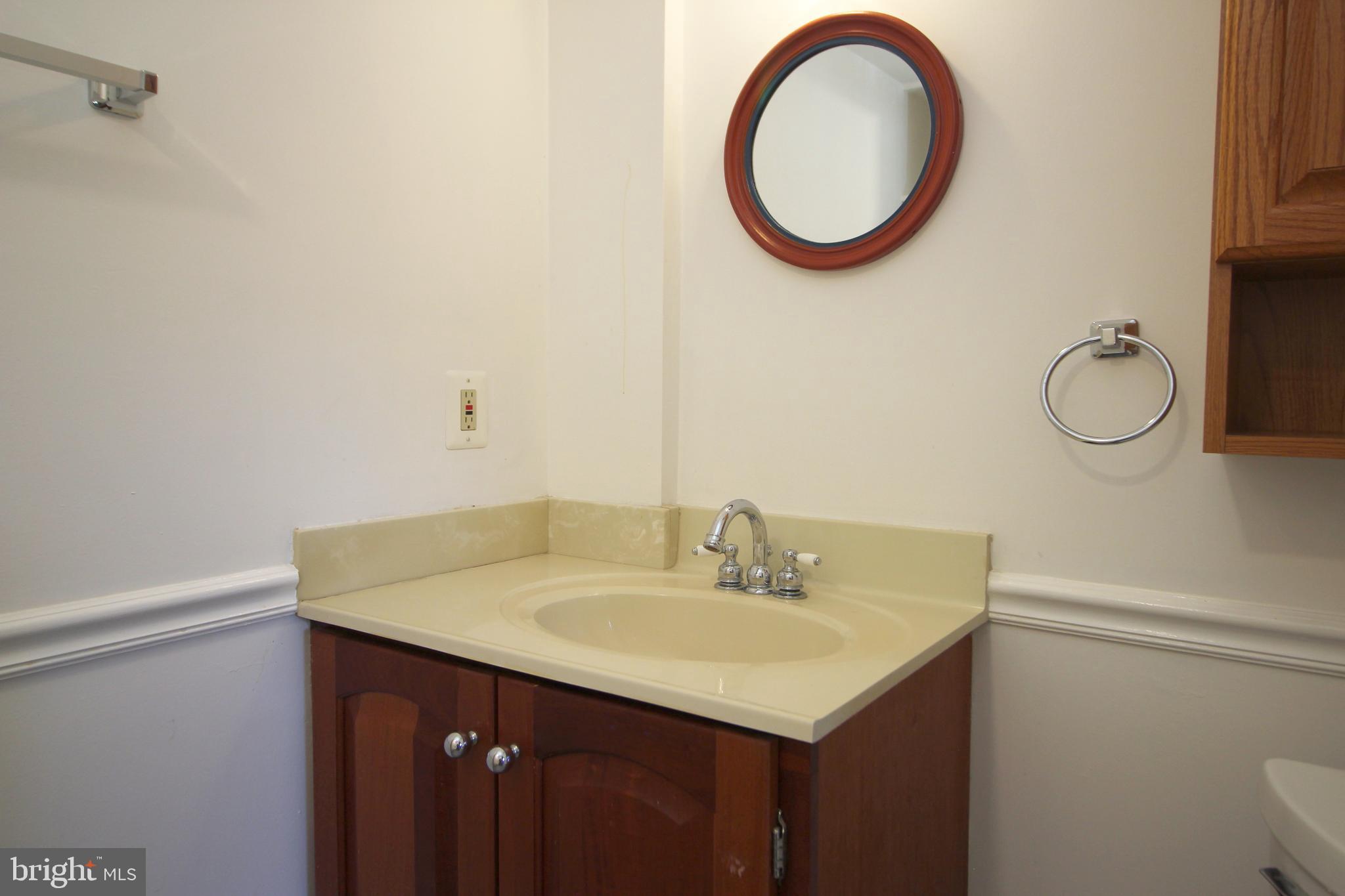 NEWINGTON STATION - Residential Lease