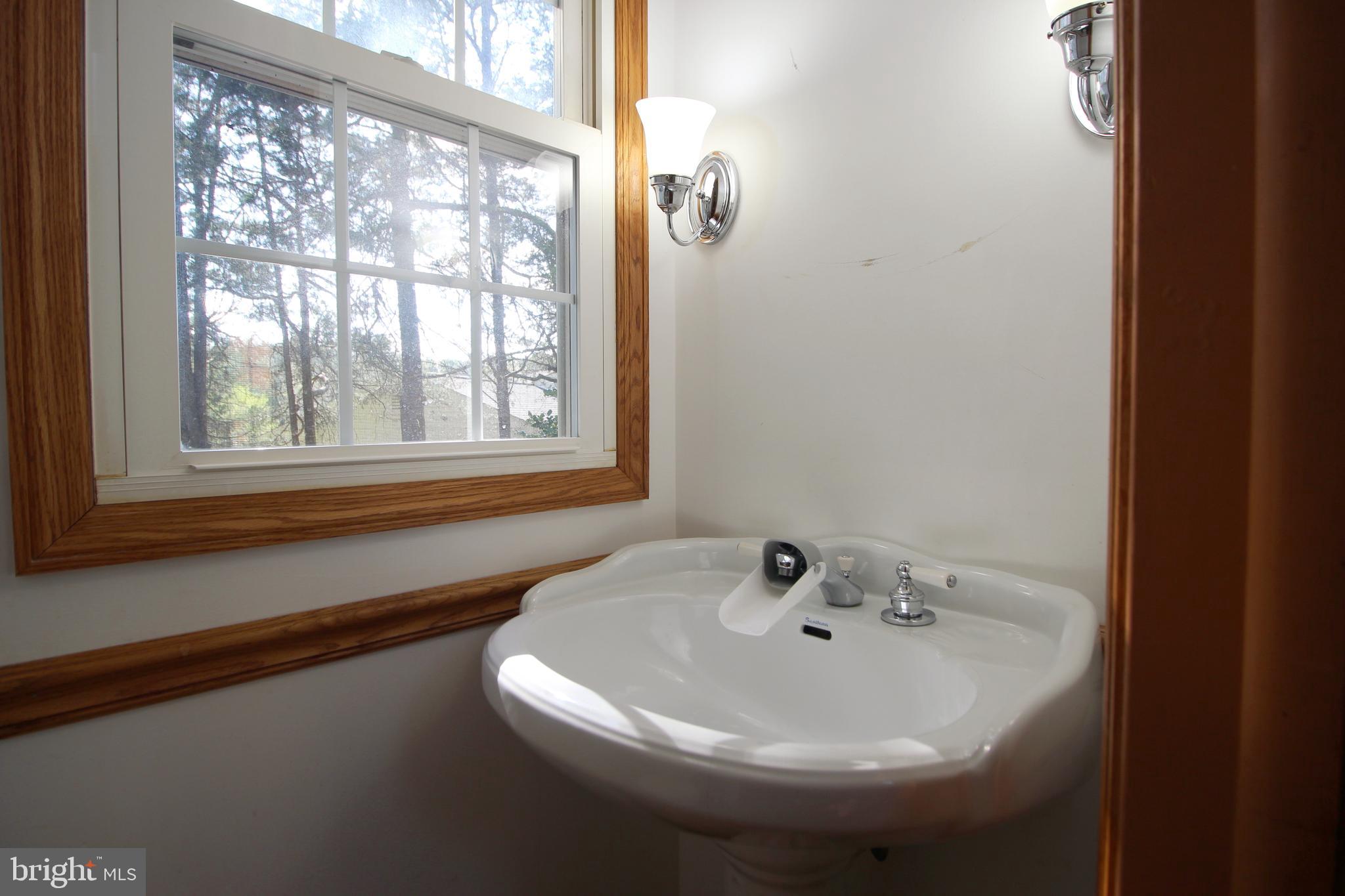 NEWINGTON STATION - Residential Lease