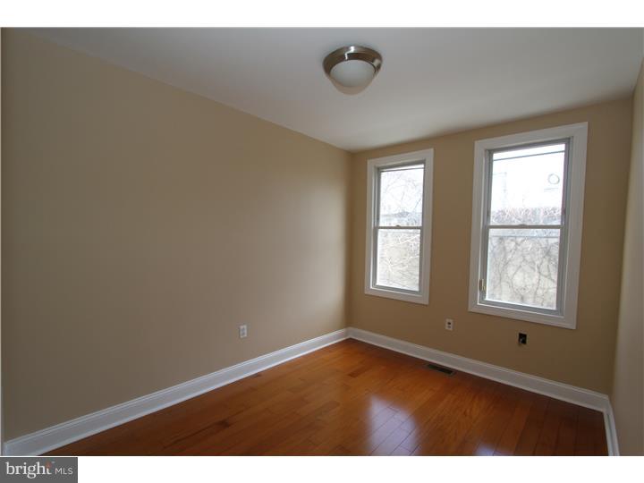 PHILADELPHIA (SOUTH) - Residential Lease