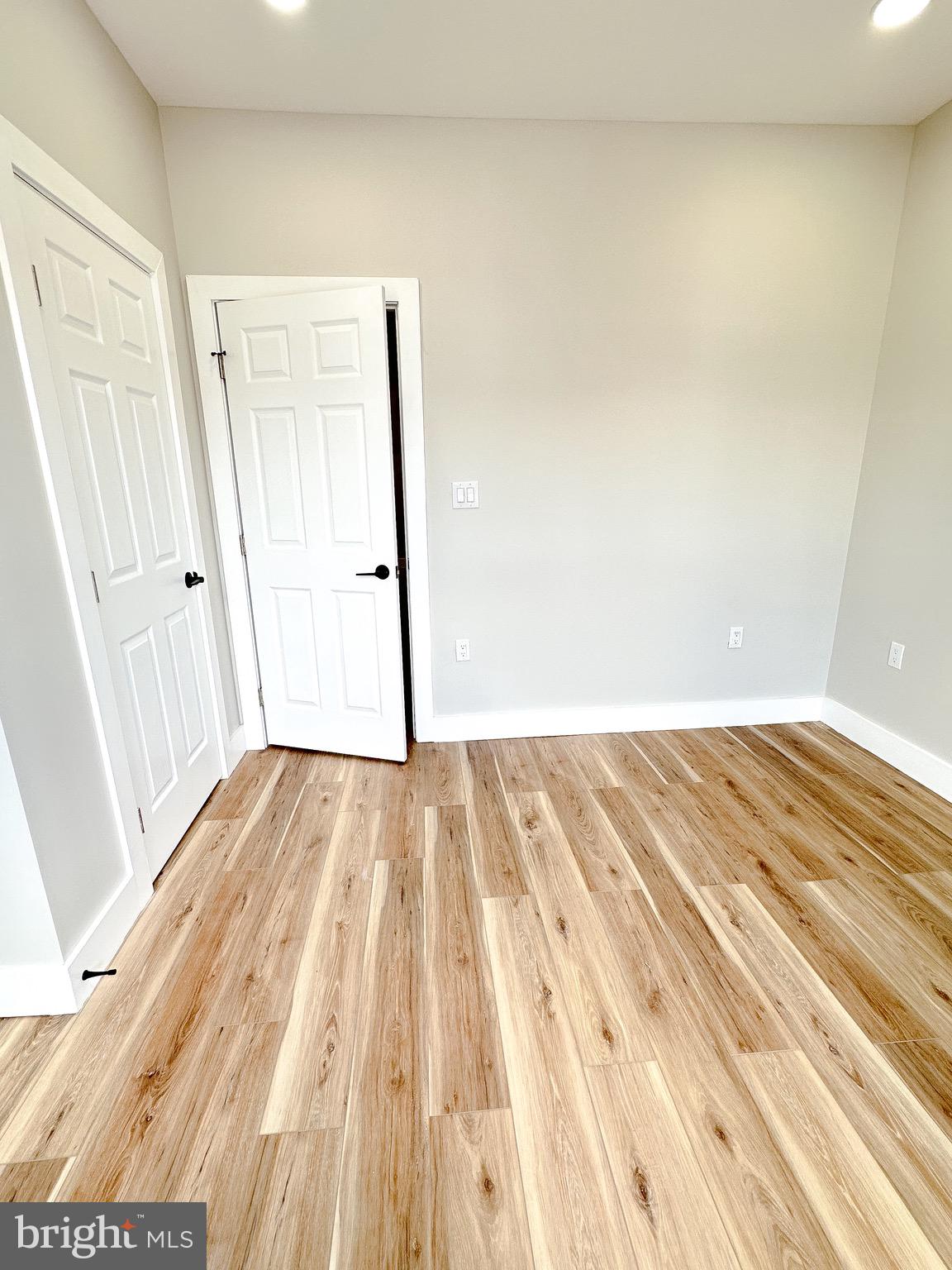 LOWER MOYAMENSING - Residential