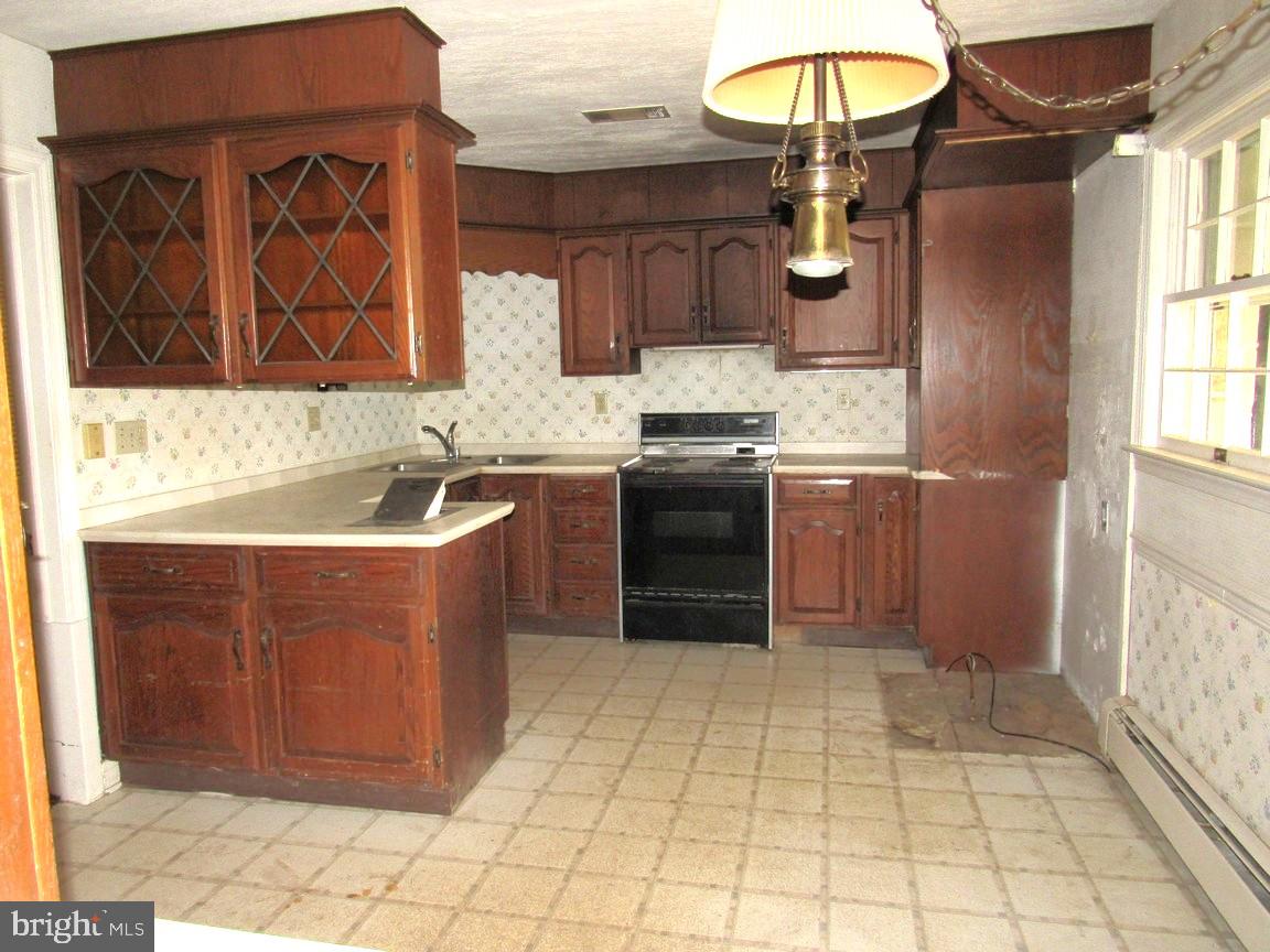 YORK TWP - Residential