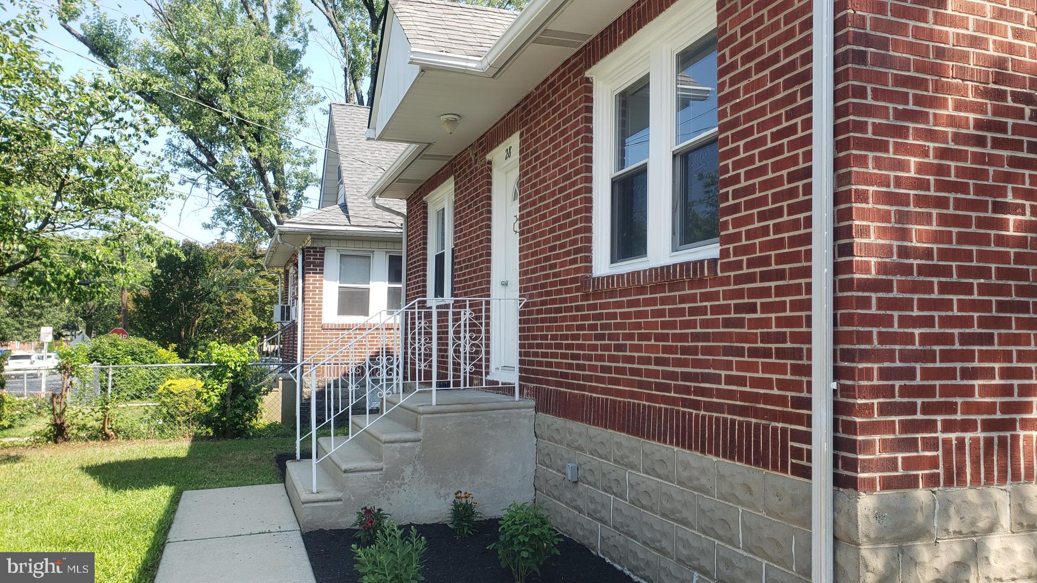 28 AVON AVENUE