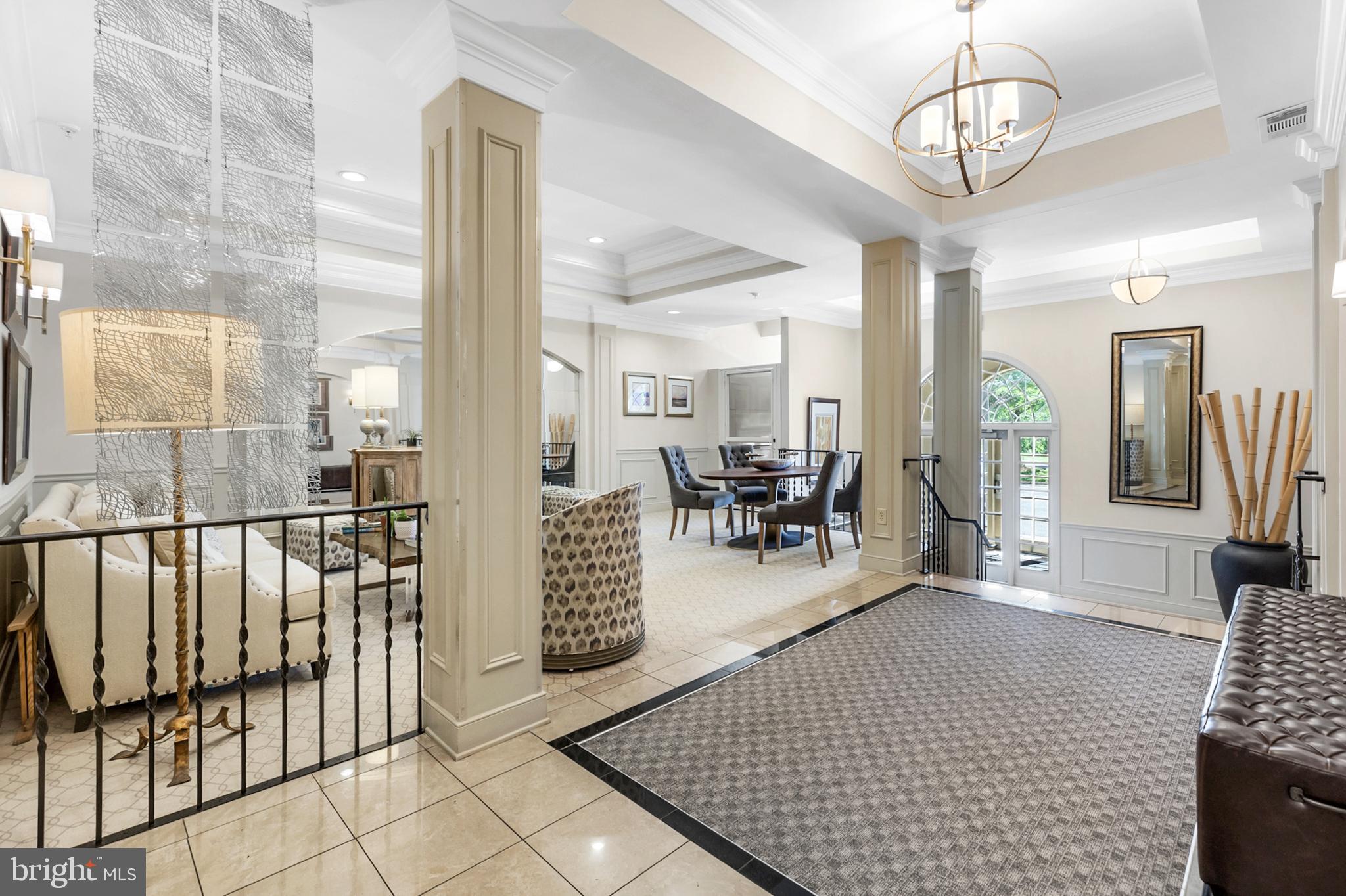 CAMERON STATION - Residential