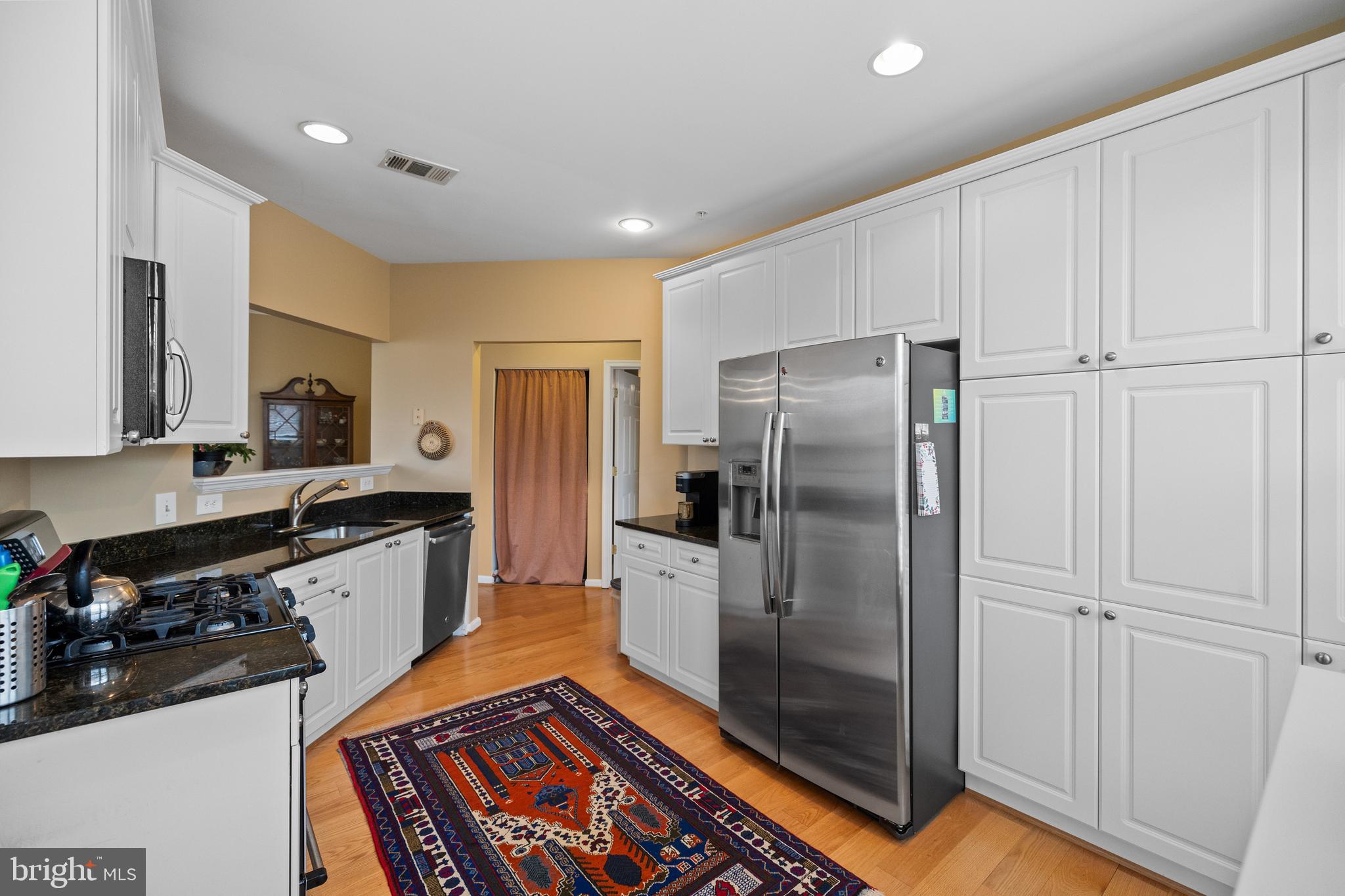 CAMERON STATION - Residential