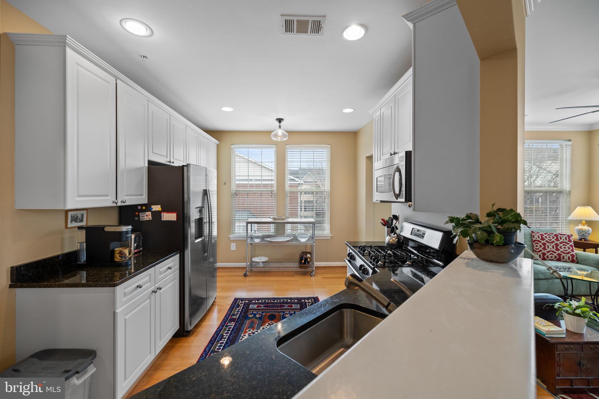 CAMERON STATION - Residential