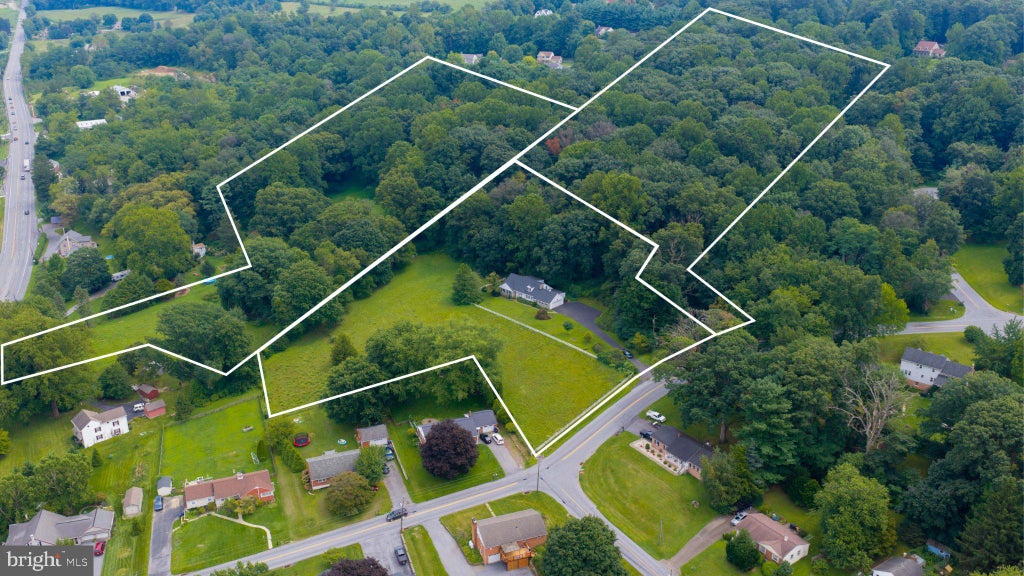 Photo of 821 Timberline Drive #PARCEL B, GAP, PA 17527 (MLS # PALA2094618)