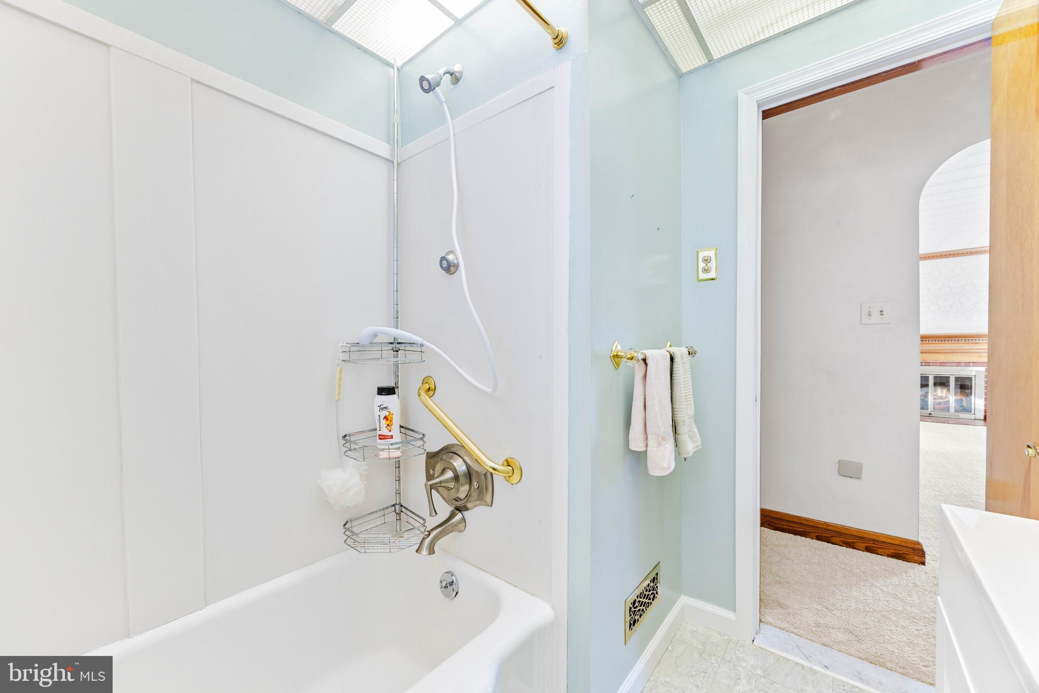 NEWFIELD - Residential