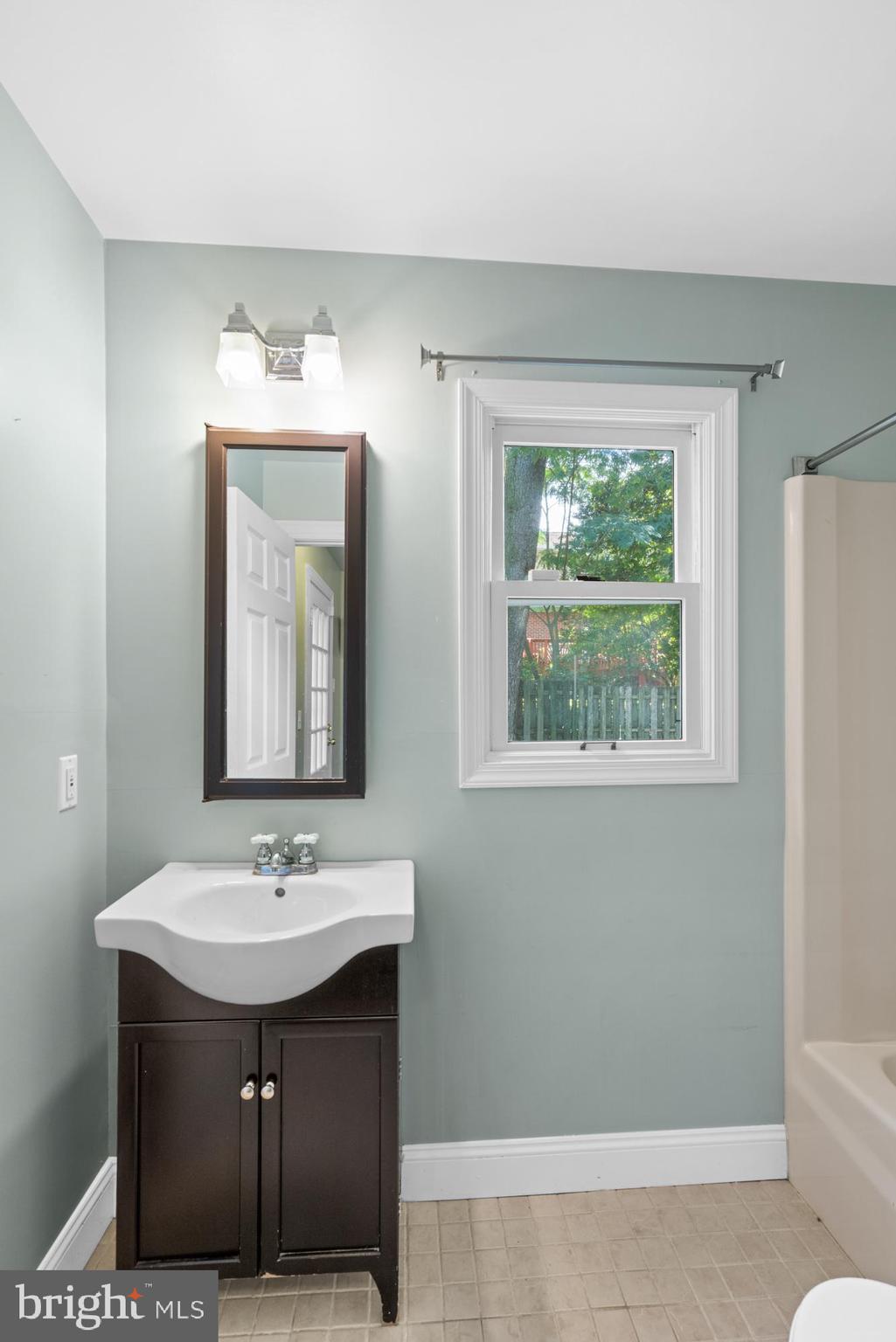 GREENACRES - Residential Lease