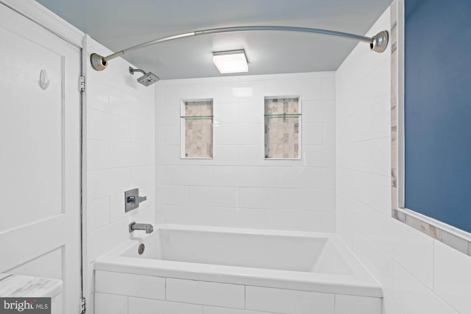 GREENACRES - Residential Lease