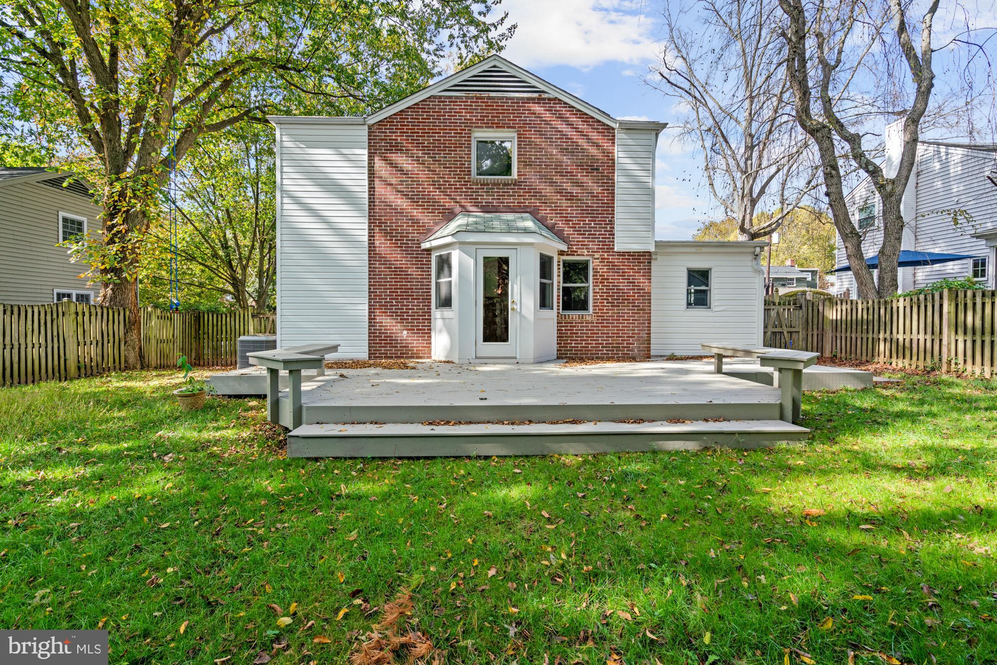 GREENACRES - Residential Lease