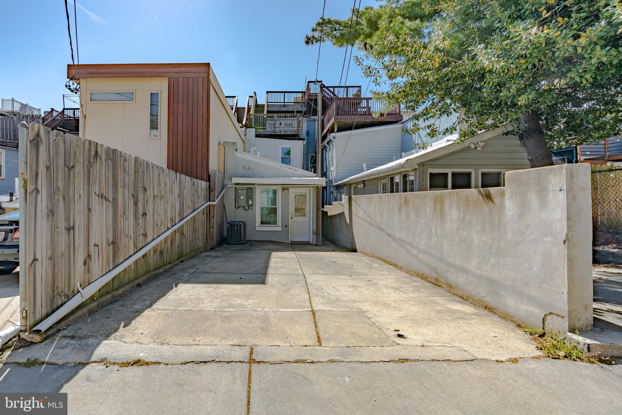 FELLS POINT HISTORIC DISTRICT - Residential Lease