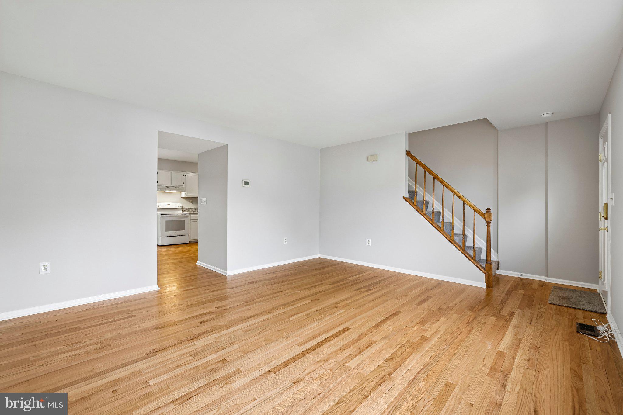 1217 OAK VIEW DRIVE