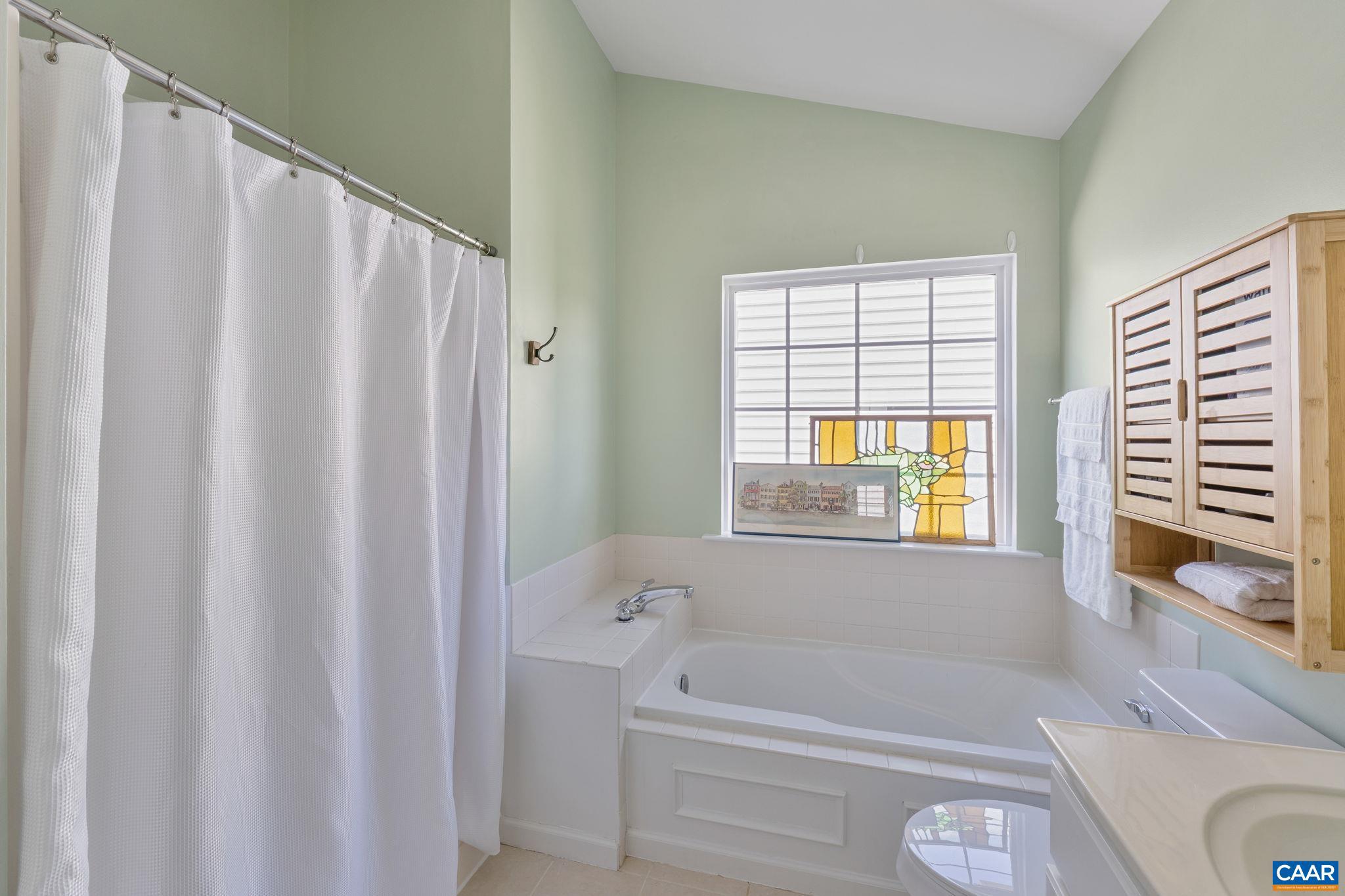 REDFIELDS - Residential