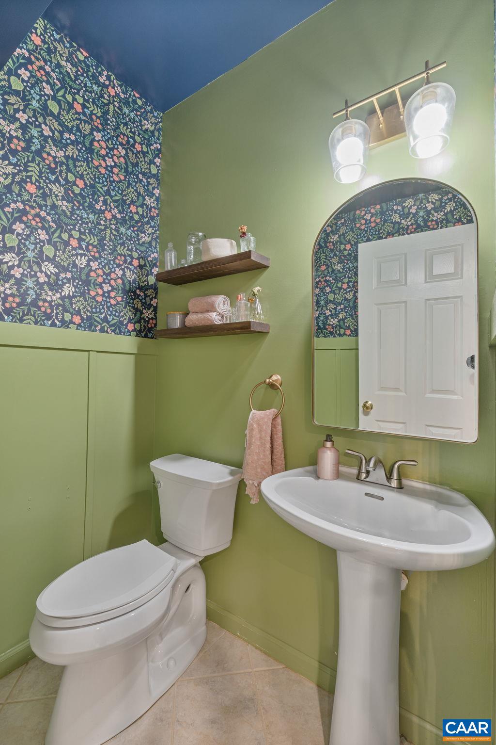 REDFIELDS - Residential