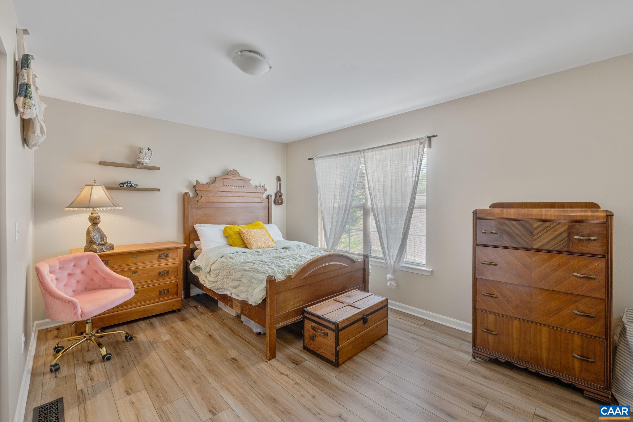 REDFIELDS - Residential