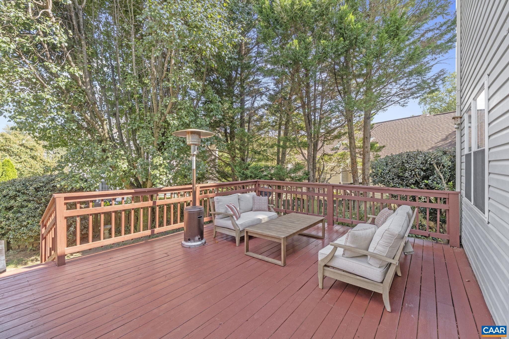 REDFIELDS - Residential