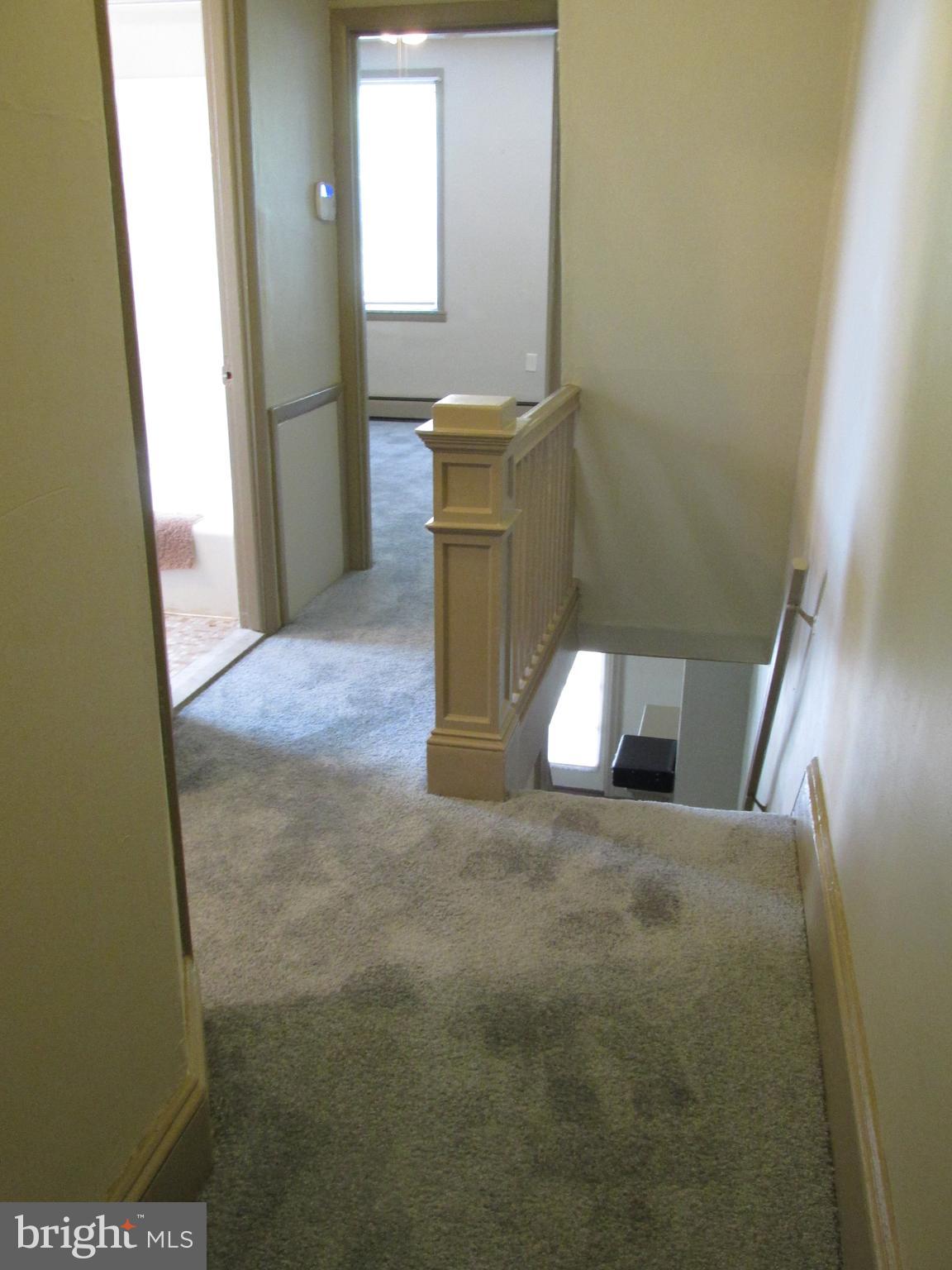 LAWNCREST - Residential