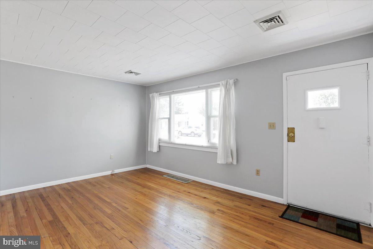 MARTINSBURG - Residential