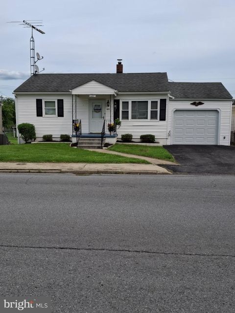 627 STATE CIRCLE MARTINSBURG WV 25401