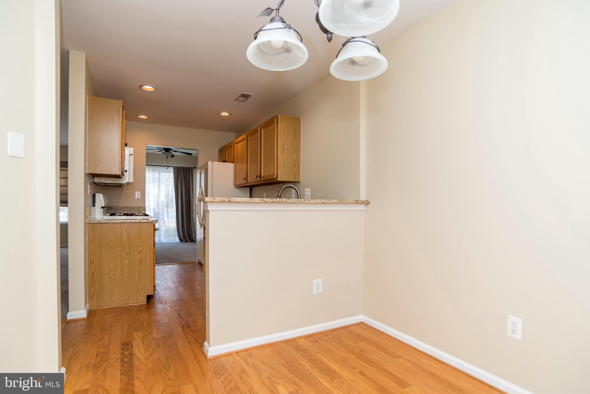 BROOKSTONE - Residential