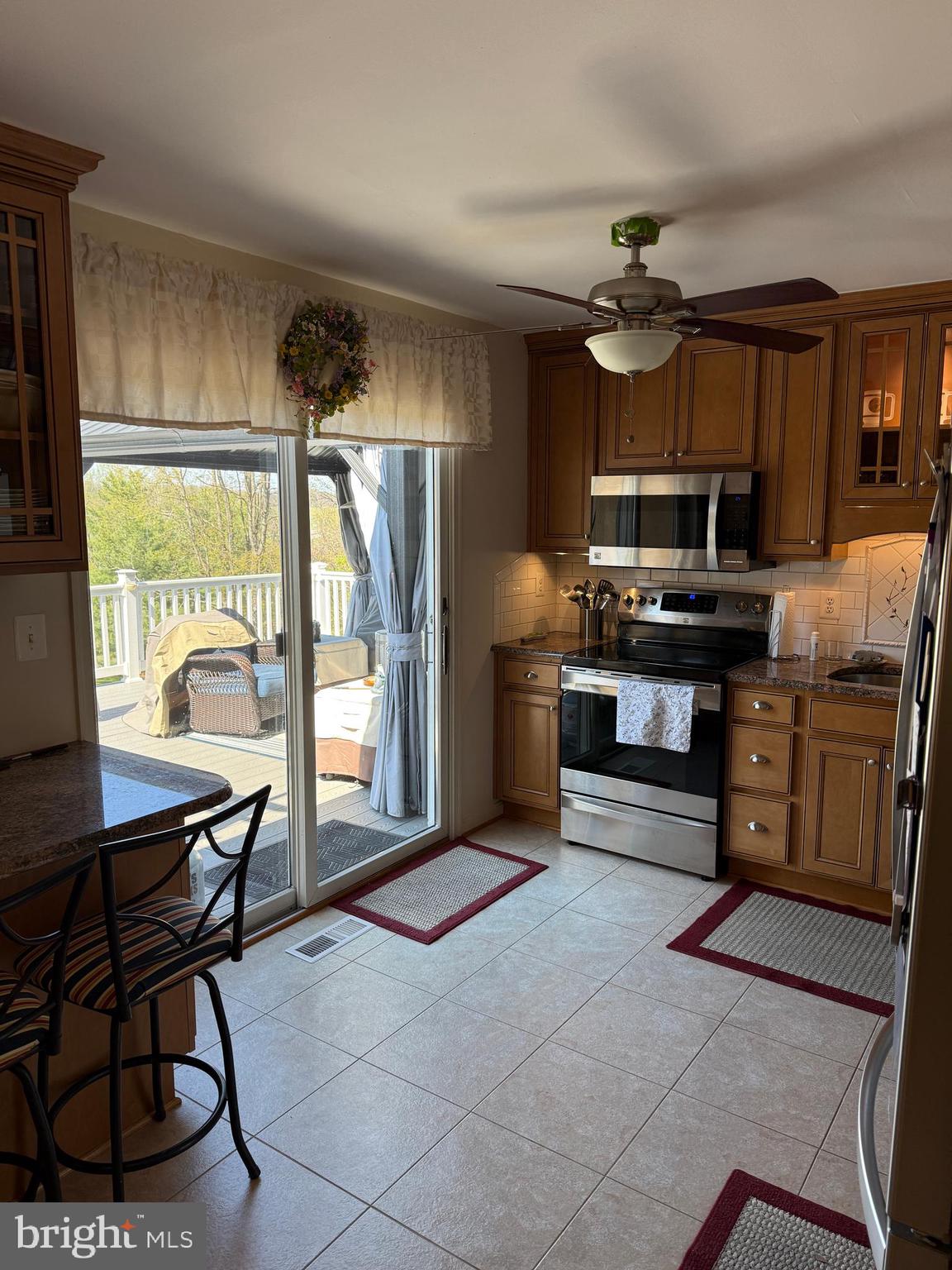 LINGANORE VIEW - Residential