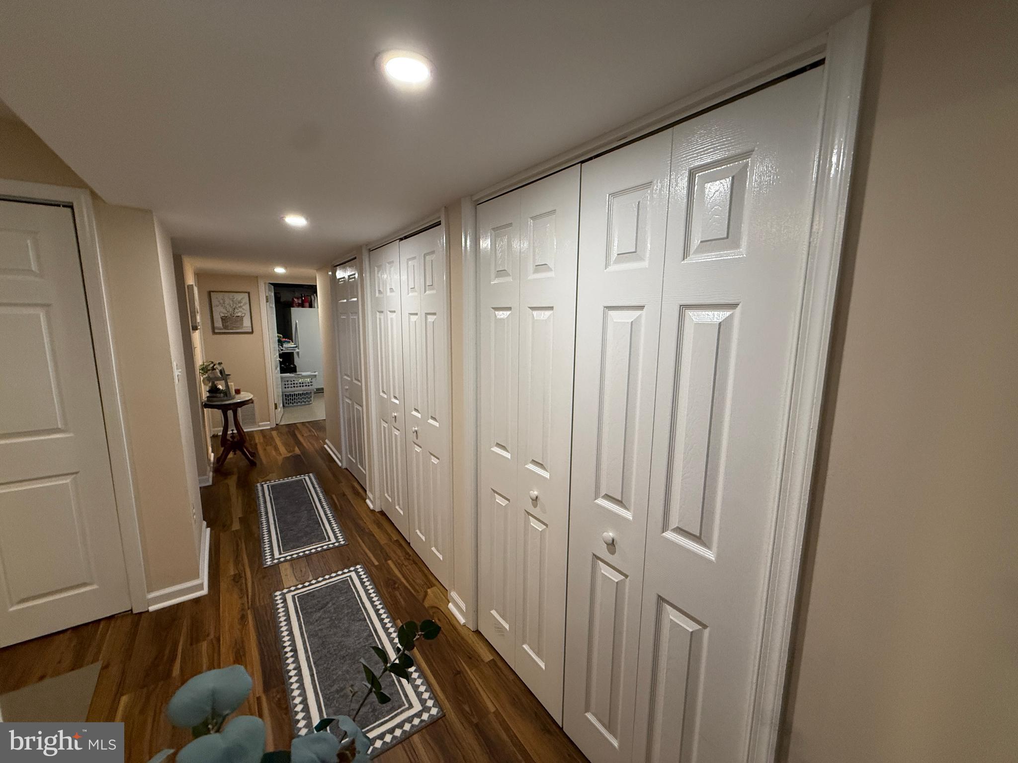 LINGANORE VIEW - Residential