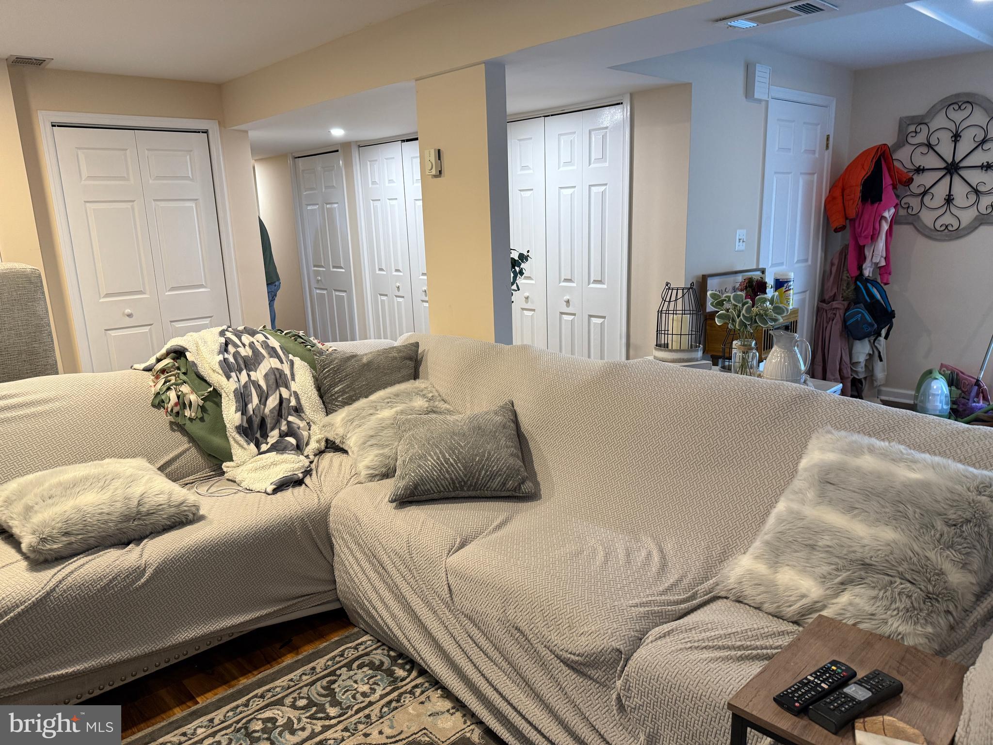 LINGANORE VIEW - Residential