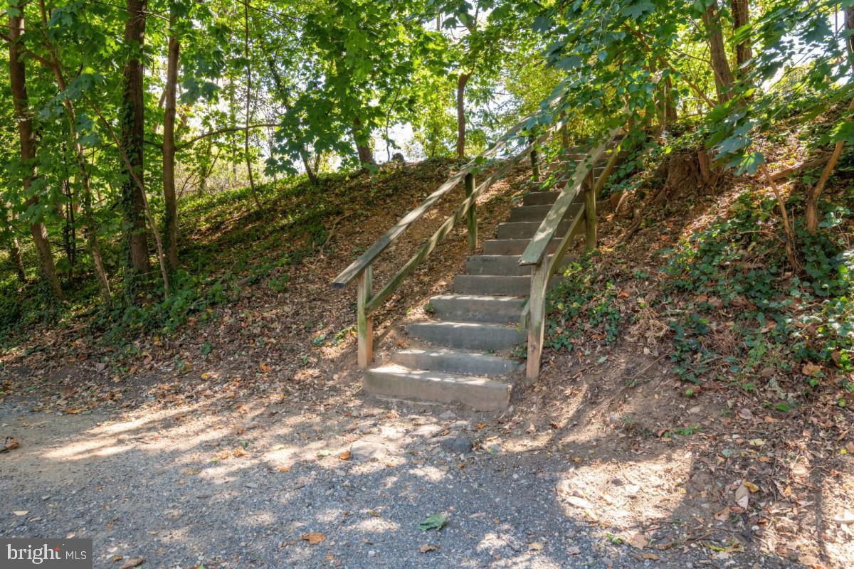 GLOVER PARK - Residential Lease