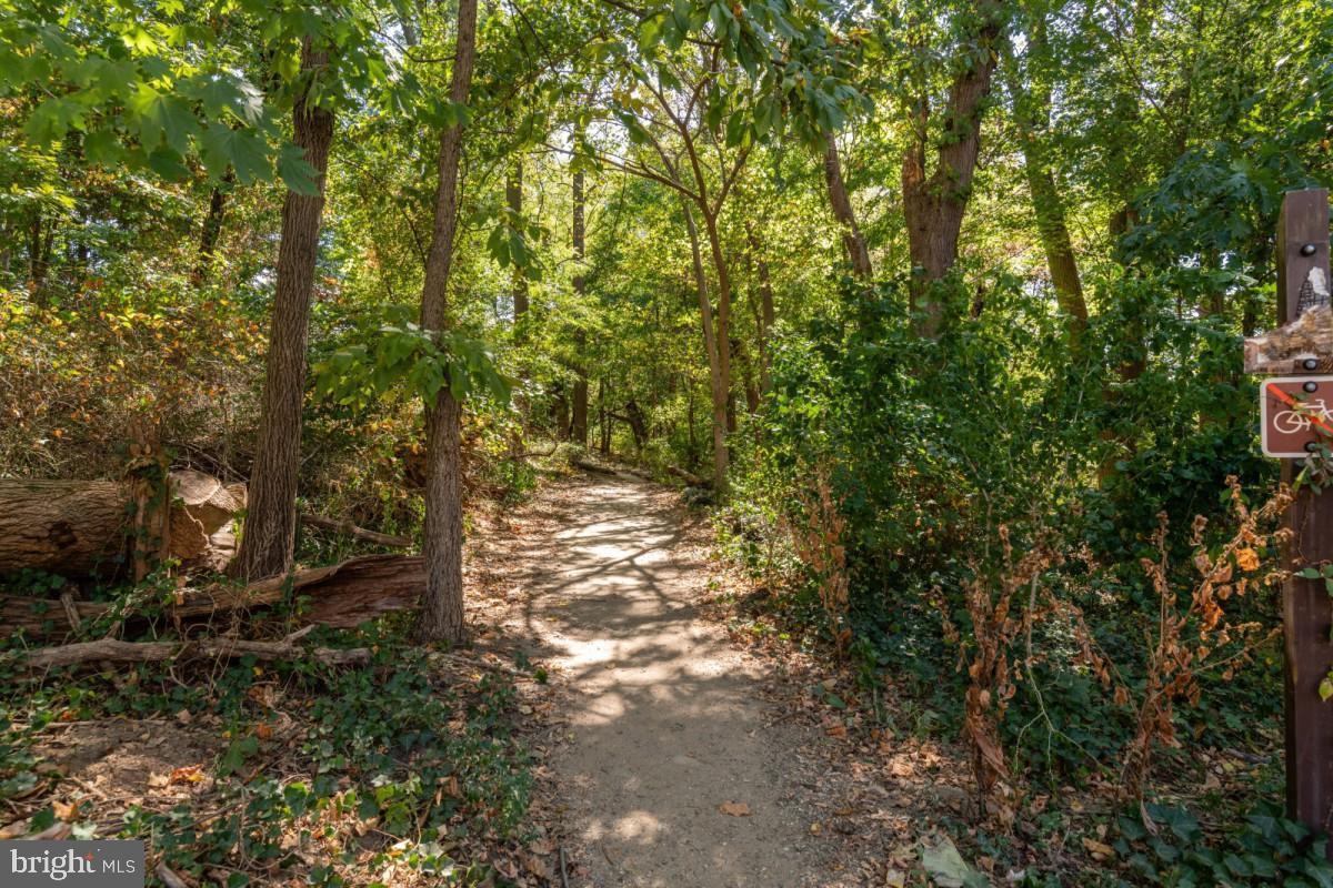 GLOVER PARK - Residential Lease