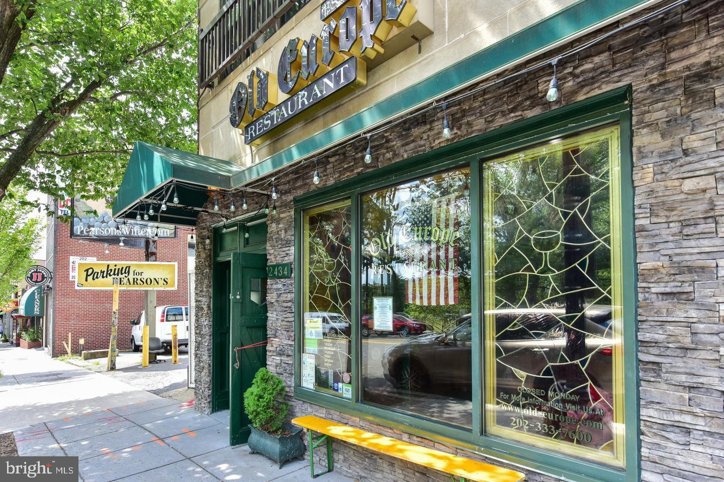 GLOVER PARK - Residential Lease