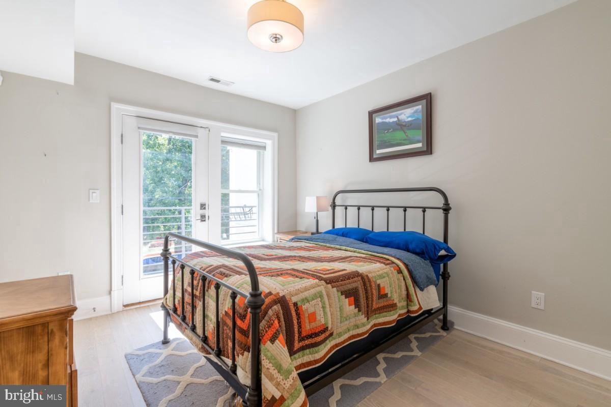 GLOVER PARK - Residential Lease