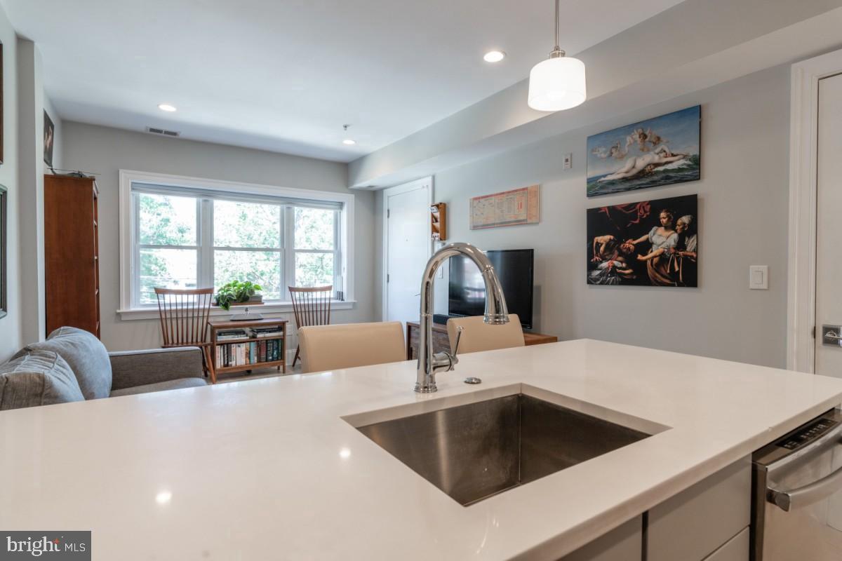 GLOVER PARK - Residential Lease