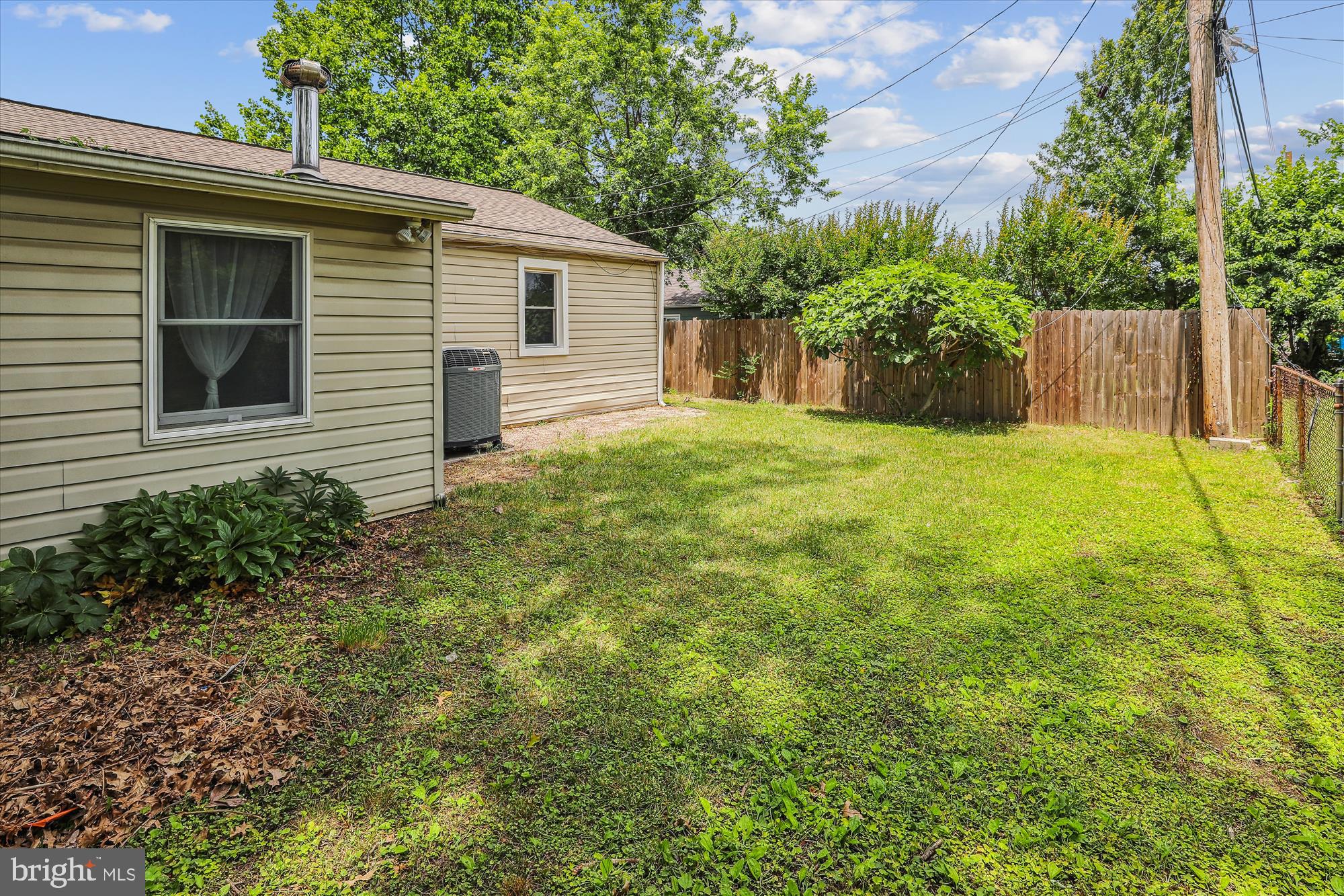 1611 KIMBER ROAD